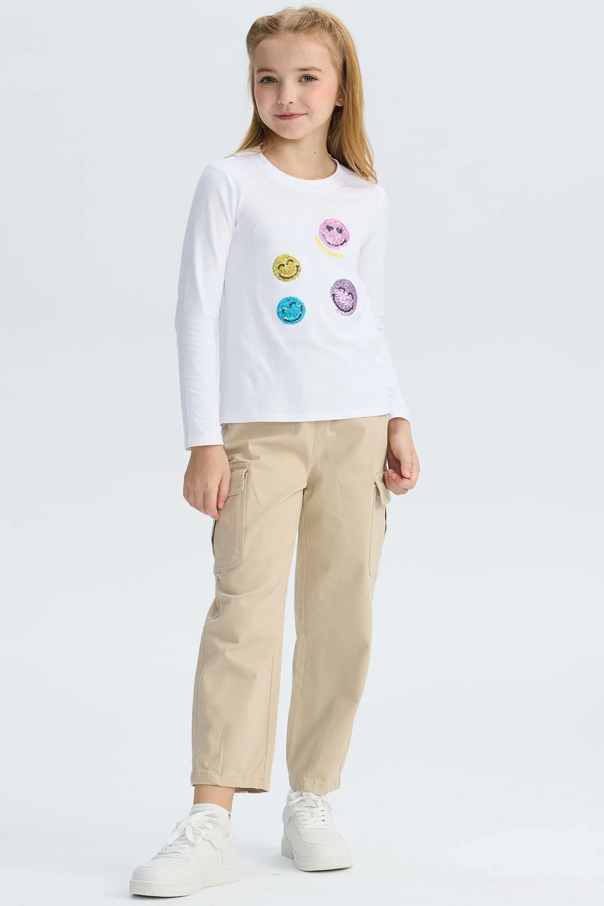 Pantalón Niña Cargo Con Pliegue En Basta Beige - Image 4