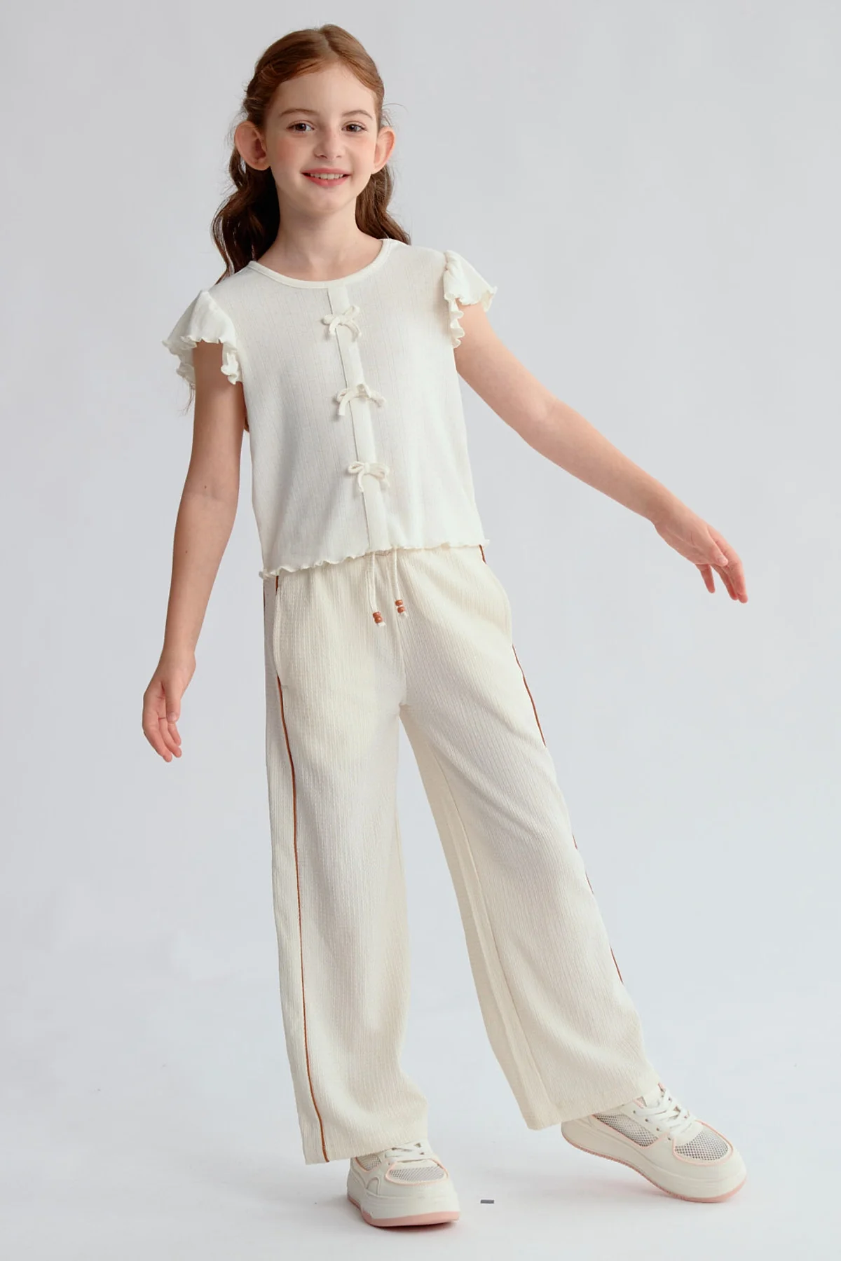 Pantalón Niña Crep Accesorios Cordón Beige - Image 4