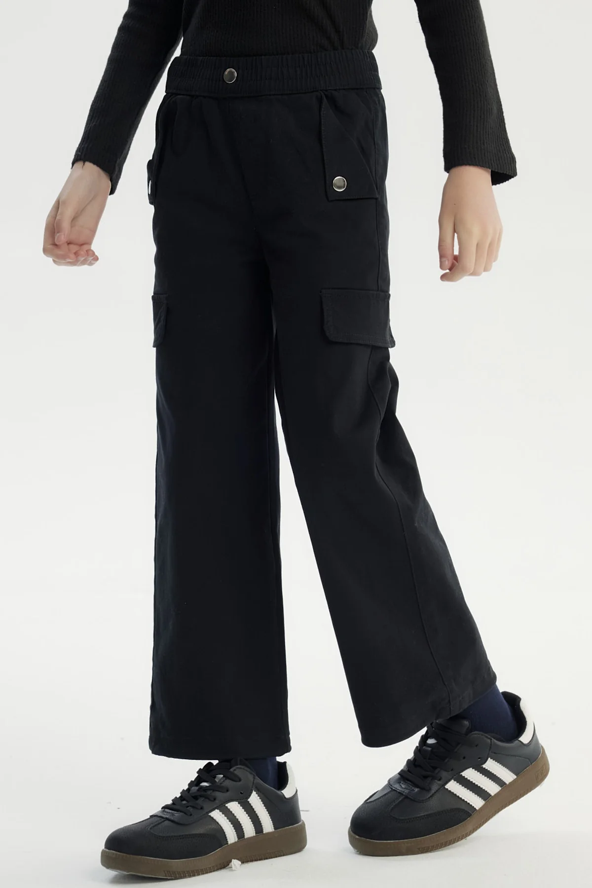 Pantalón Niña Wide Leg Negro - Image 2