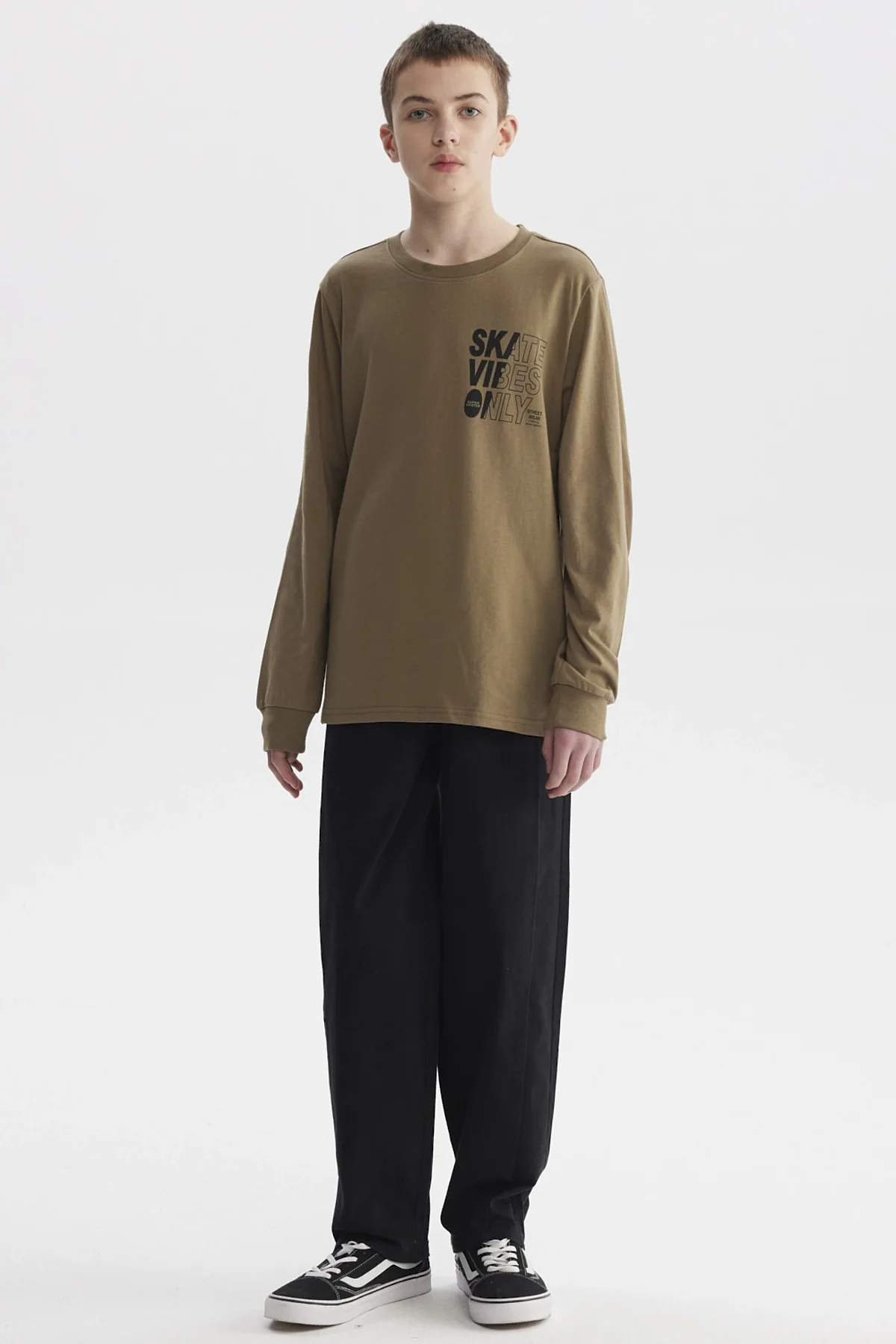 Pantalón Niño Baggy Negro - Image 4
