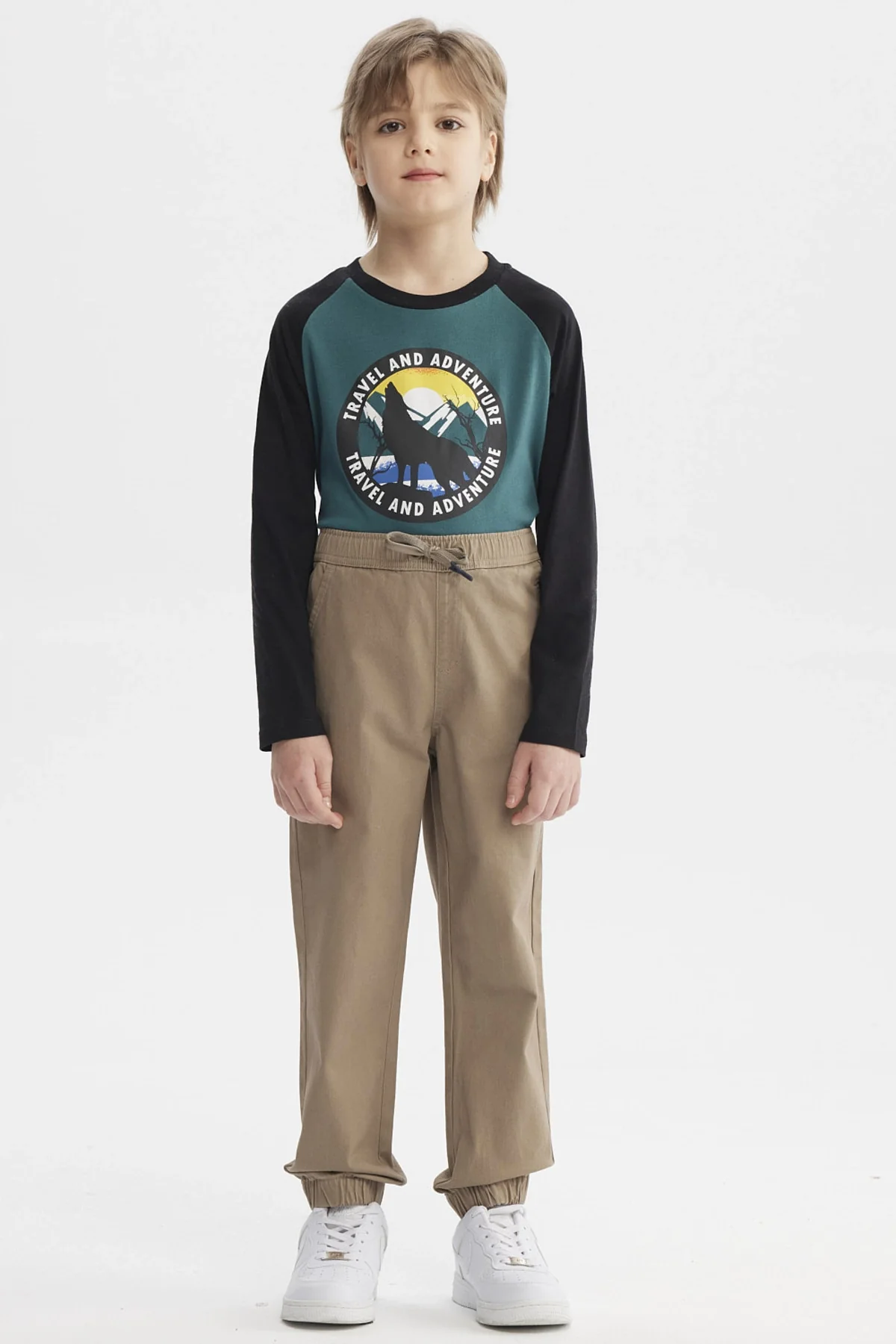 Pantalón Niño Básico Beige Oscuro - Image 4
