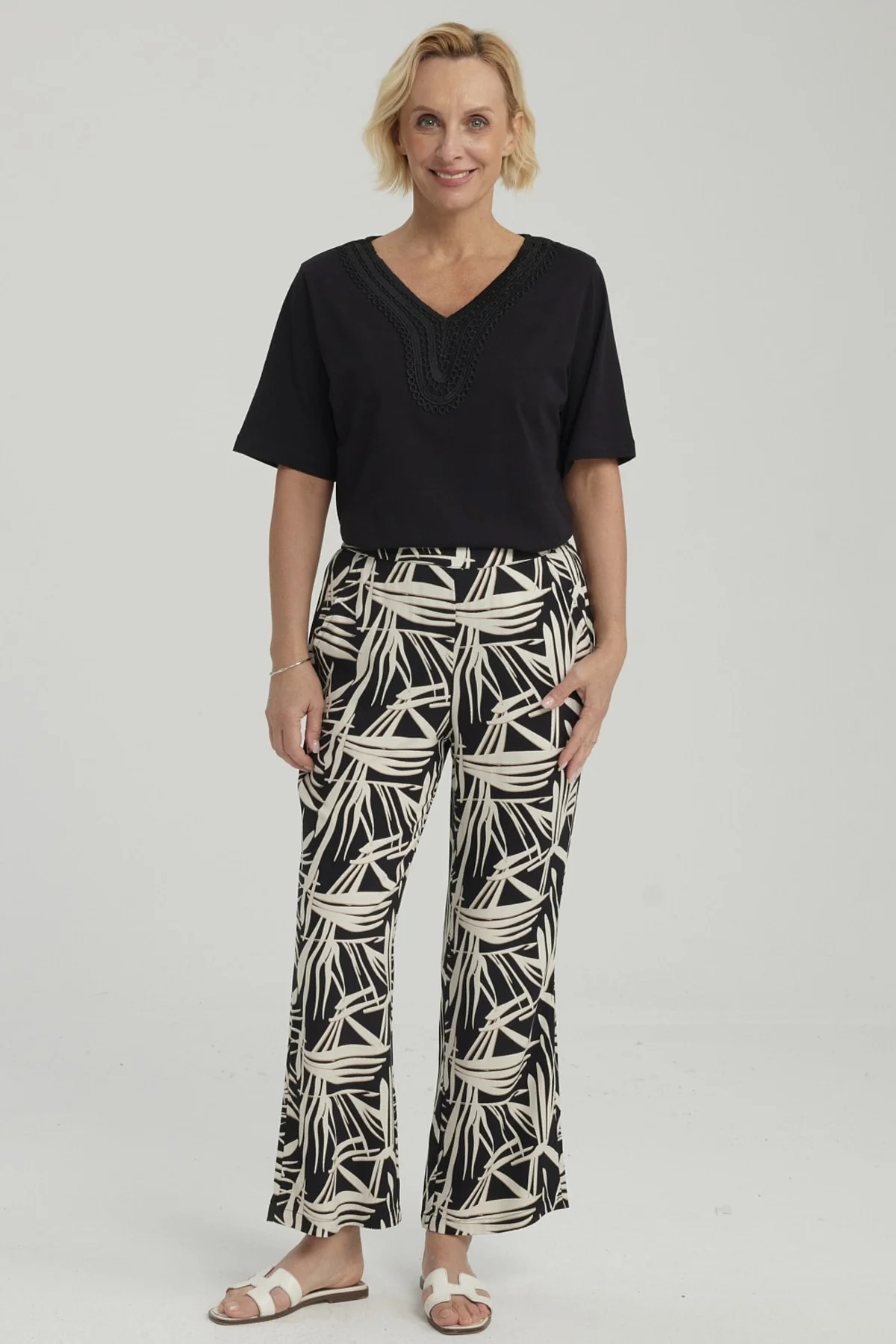 Pantalón Pescador Mujer Print Negro - Image 4