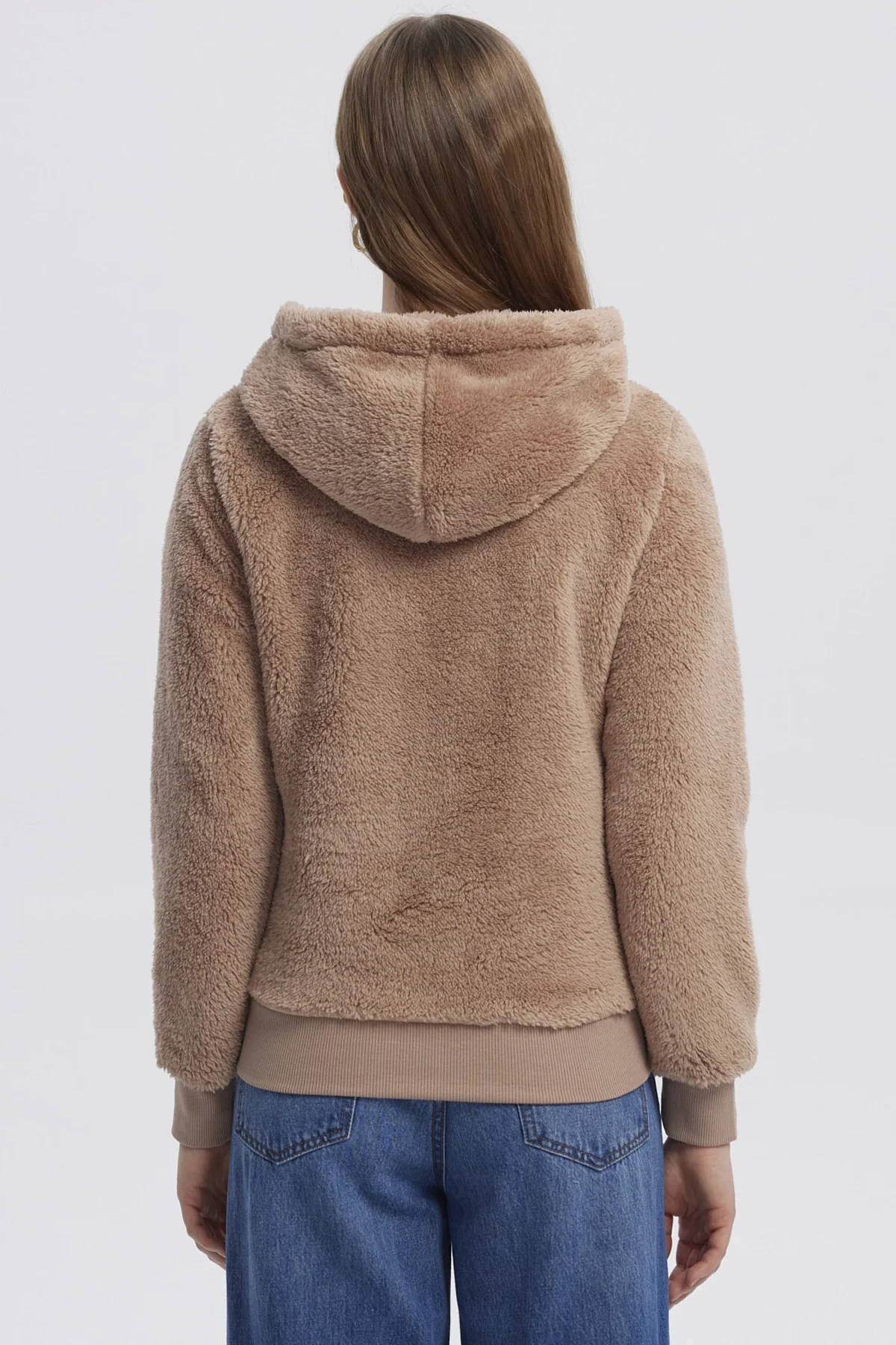 Polar Mujer Peludo Beige Oscuro - Image 3