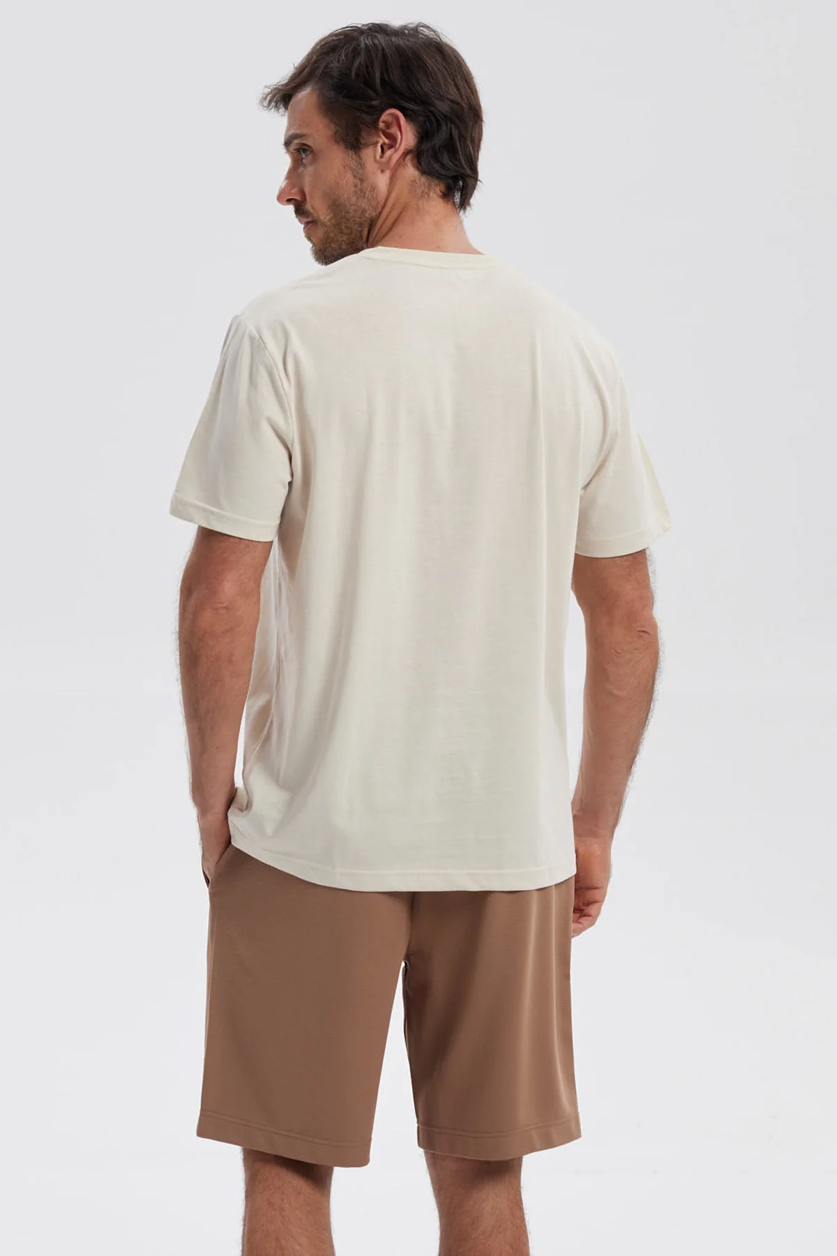 Polera Hombre Básica Beige - Image 3