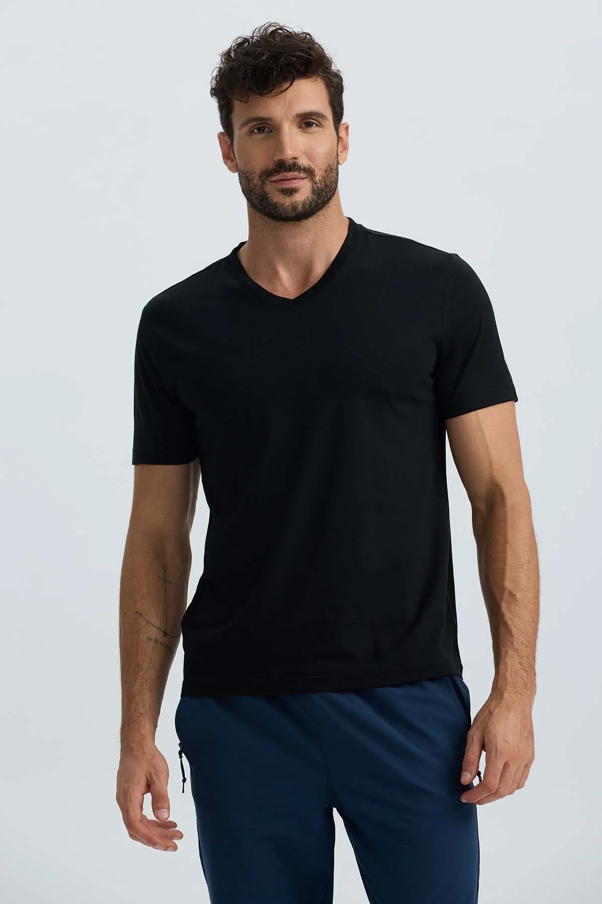 Polera Hombre Básica Negro - Image 2