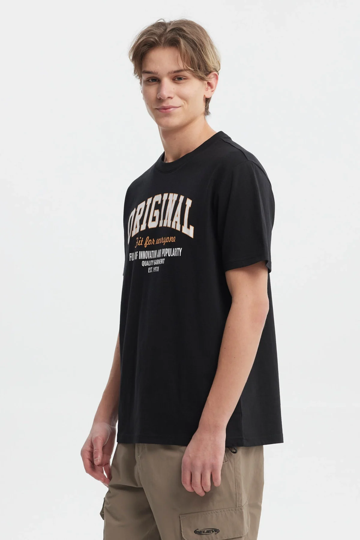 Polera Hombre College Print Negro - Image 2
