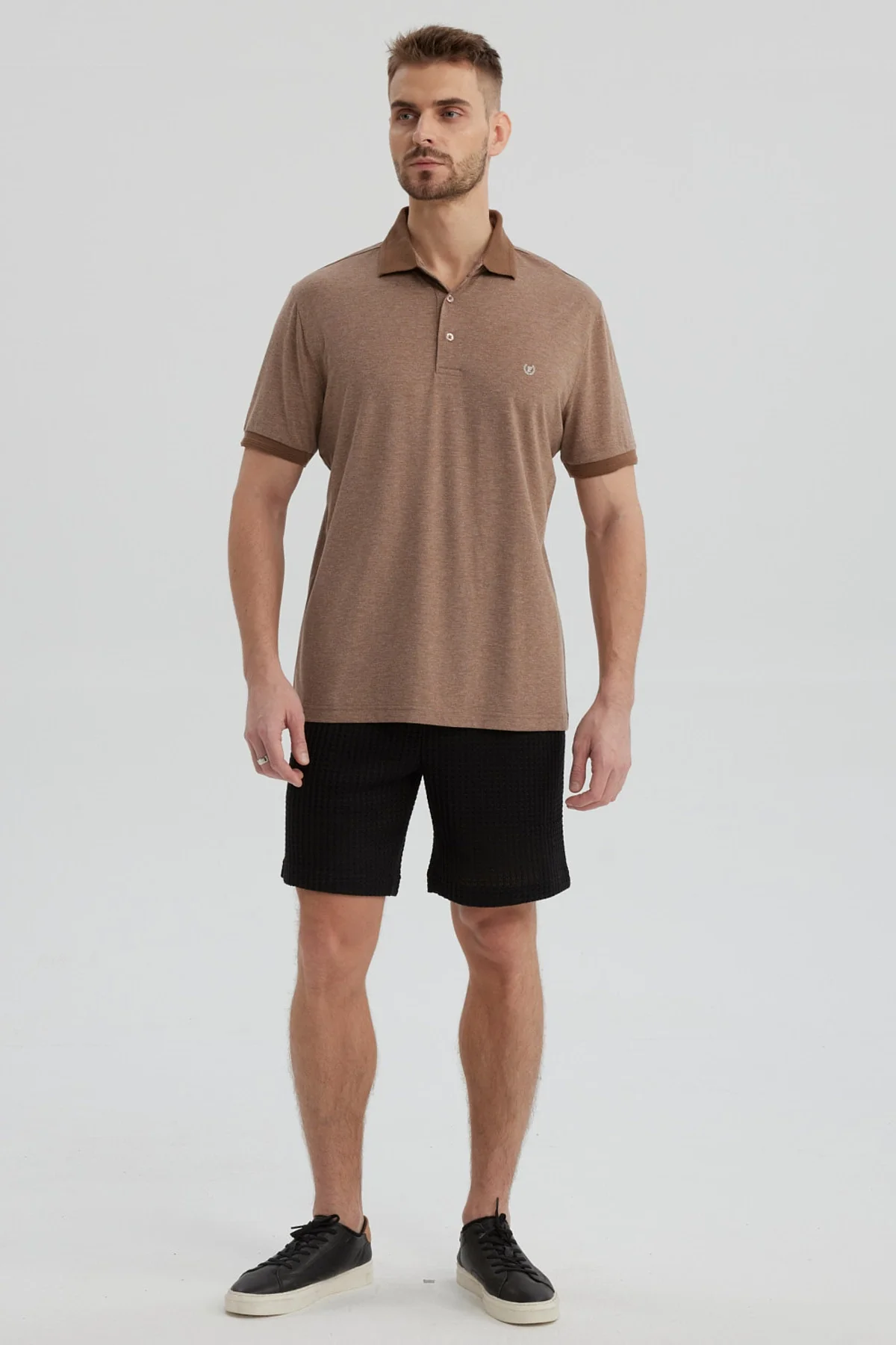 Polera Hombre Con Contraste Beige - Image 4