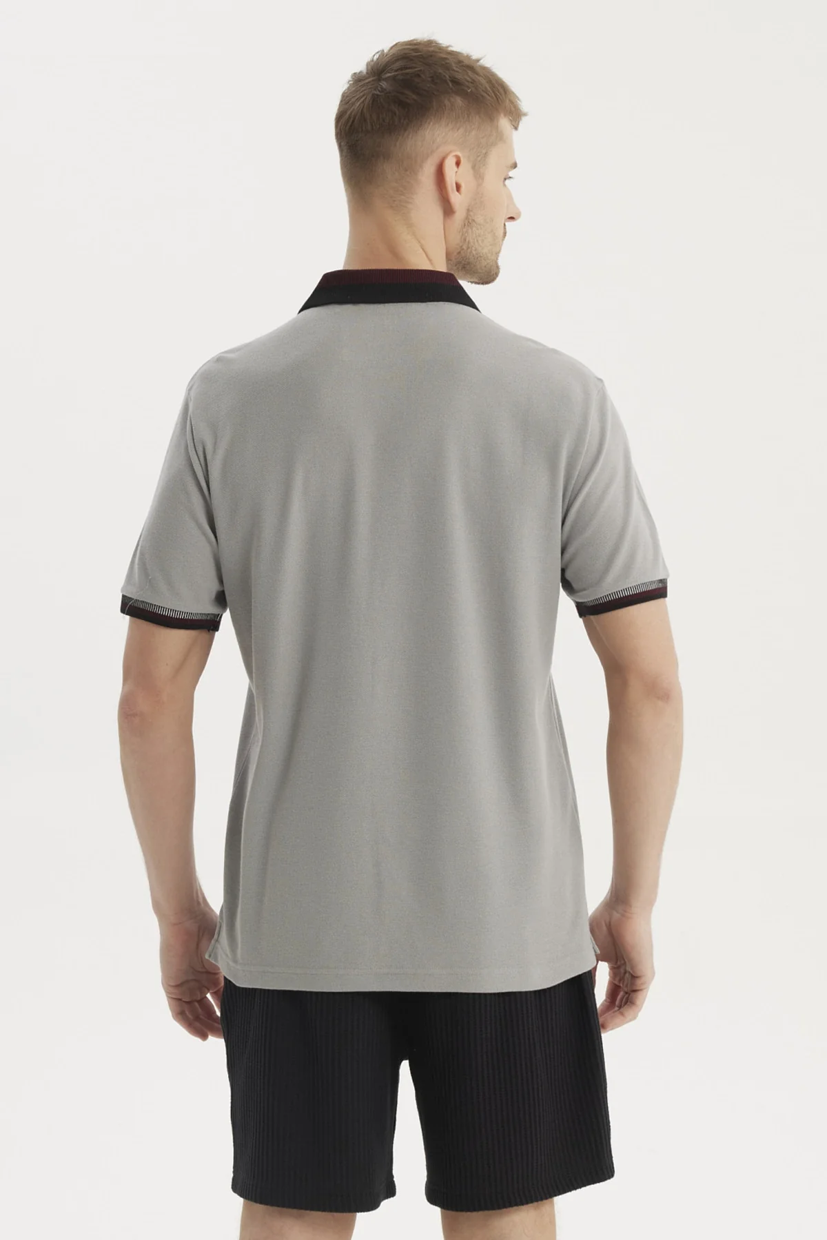 Polera Hombre Cuello Polo Gris - Image 3