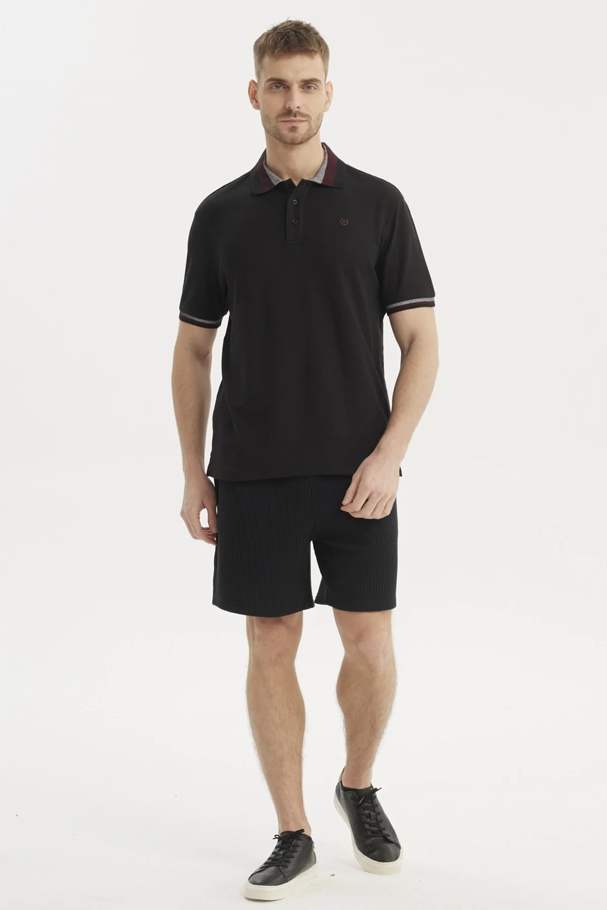 Polera Hombre Cuello Polo Negro - Image 4