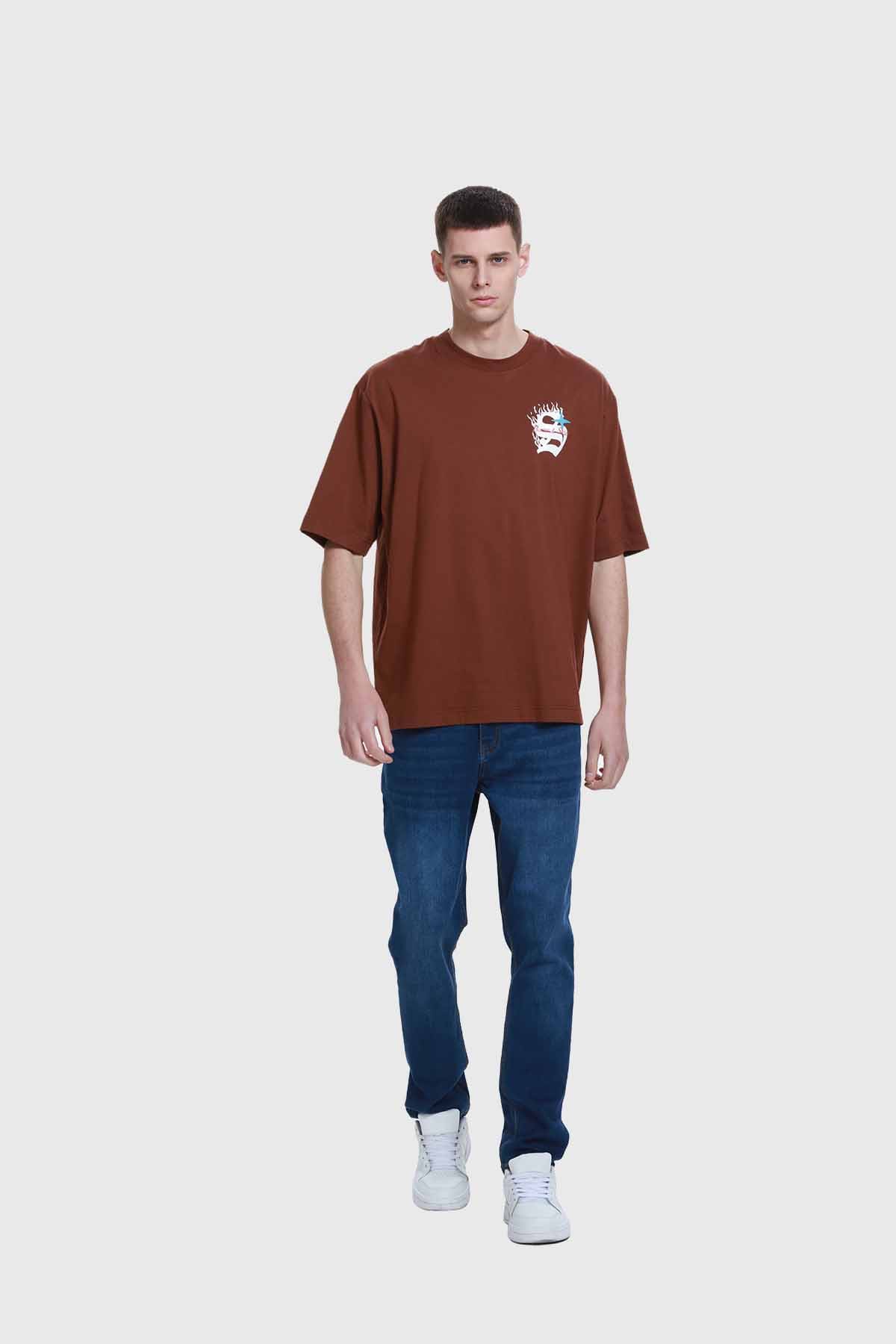 Polera Hombre Doble Print Texto Chocolate - Image 4