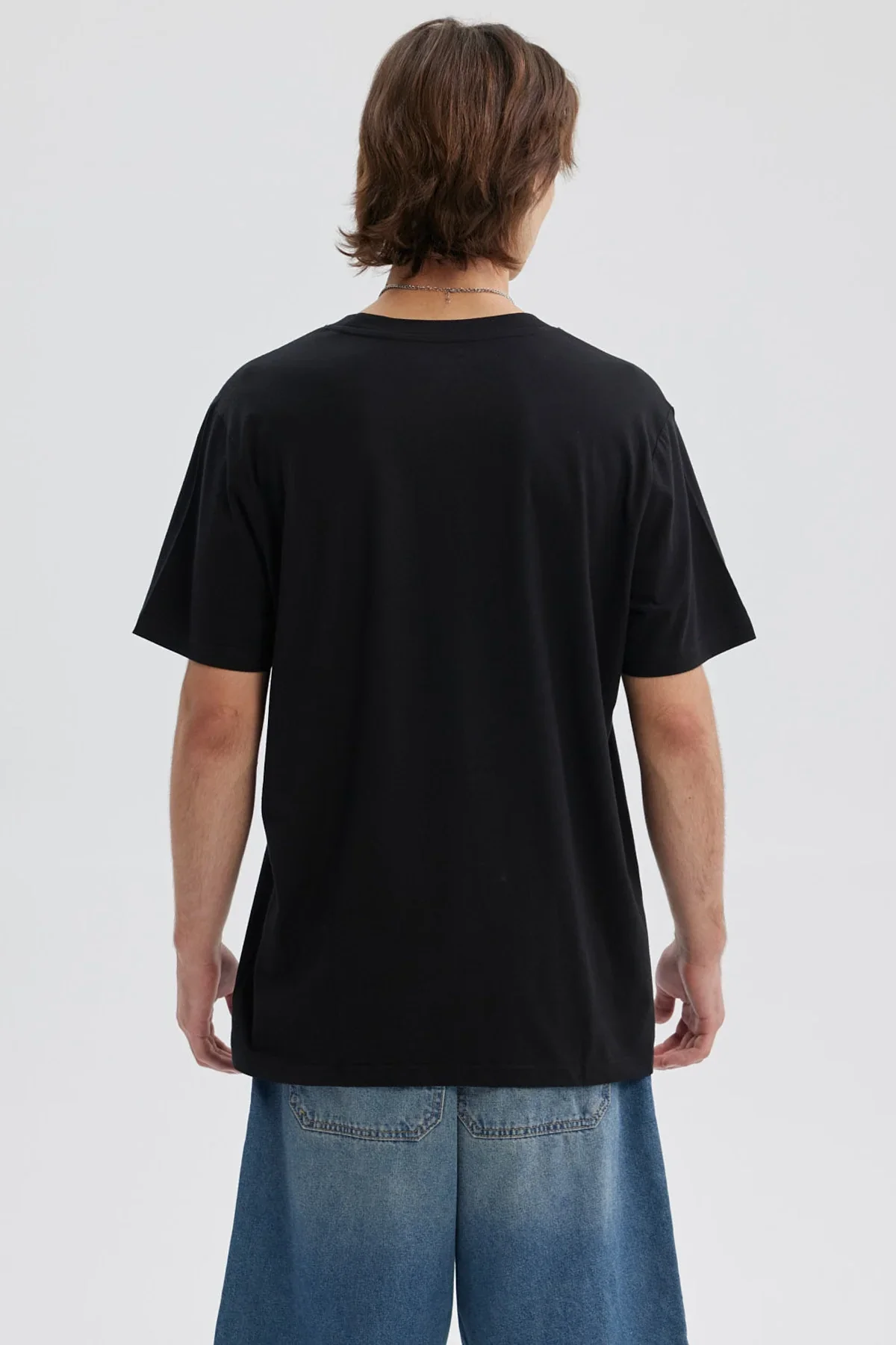 Polera Hombre Estampado Negro - Image 3