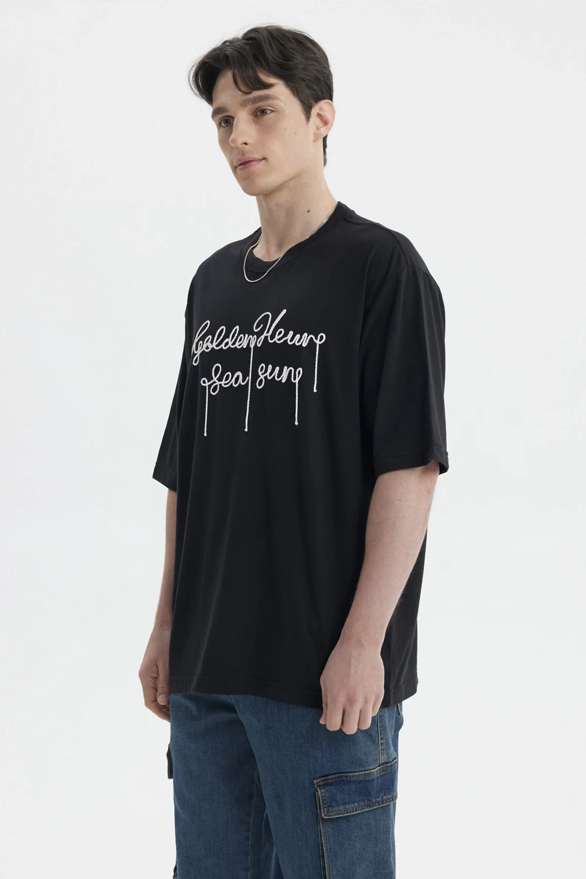 Polera Hombre Estampado Negro / Blanco - Image 2