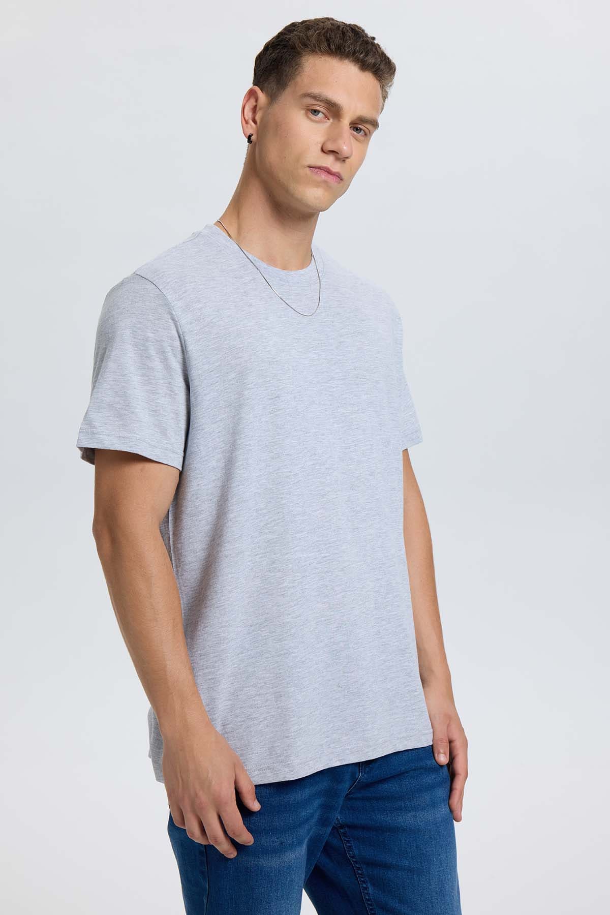 Polera Hombre Regular Fit Básica Gris Melange - Image 2