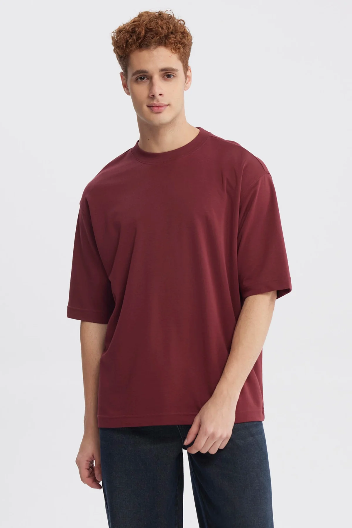Polera Hombre Loose Fit Burdeo