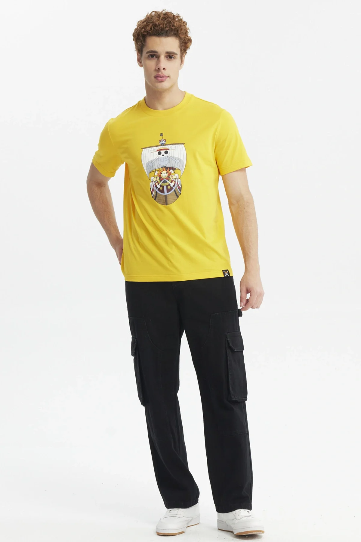 Polera Hombre One Piece Amarillo - Image 4