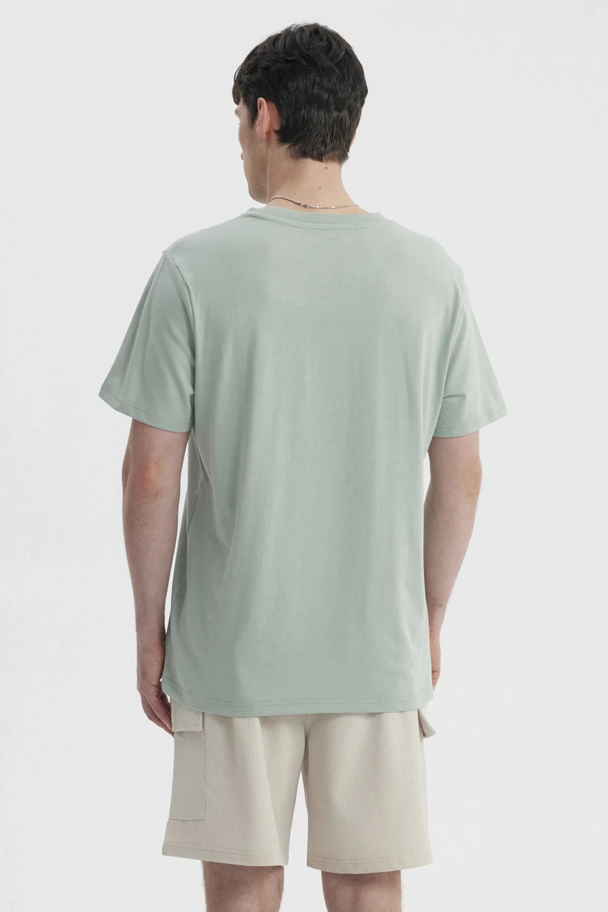 Polera Hombre Oversize Bordado Verde Claro - Image 3