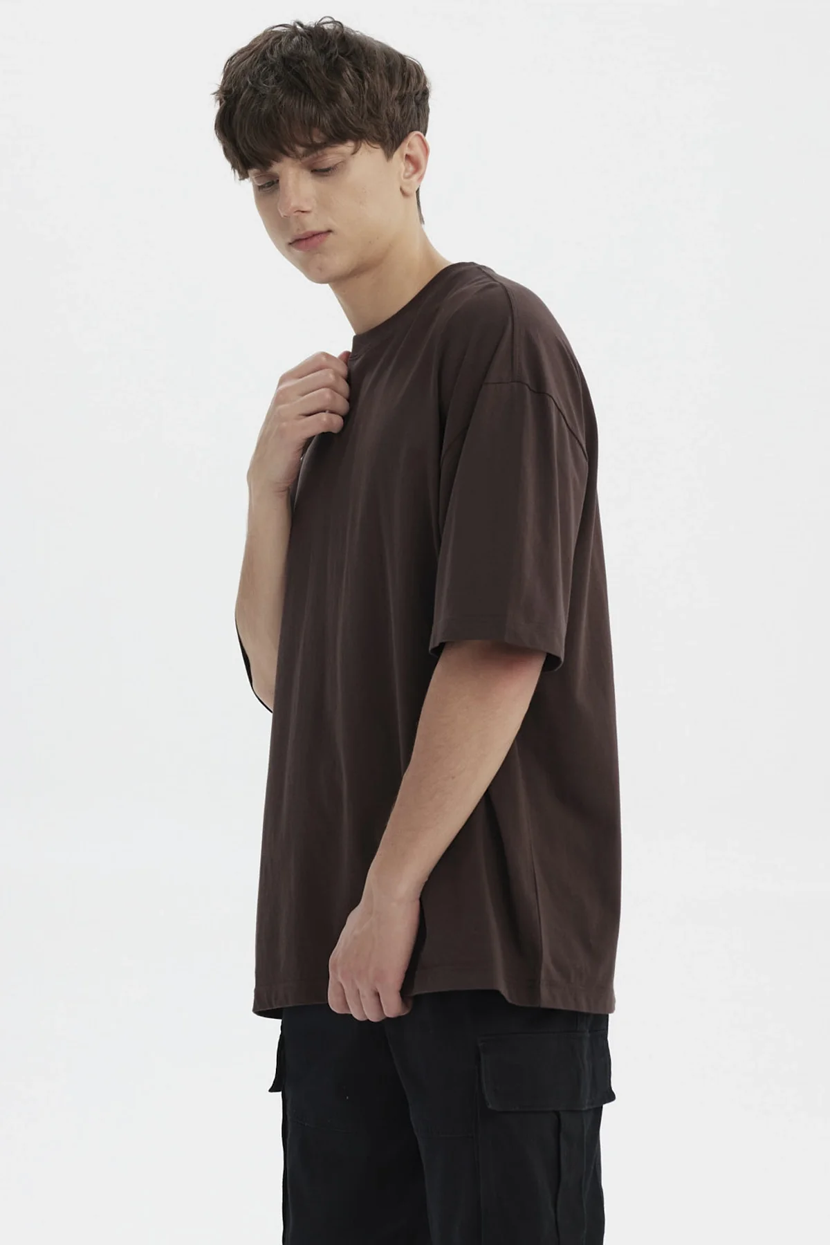 Polera Hombre Oversize Chocolate - Image 2