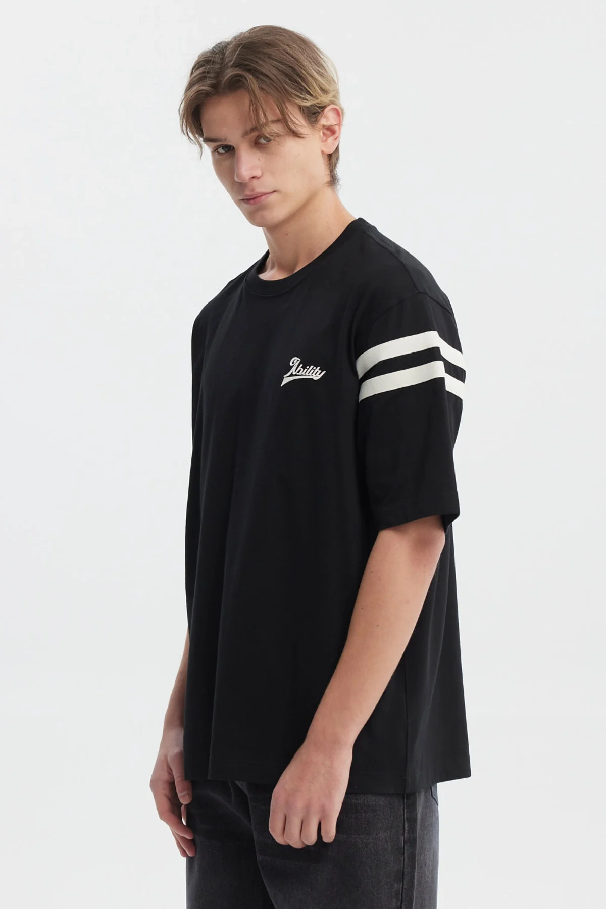 Polera Hombre Oversize Negro - Image 2