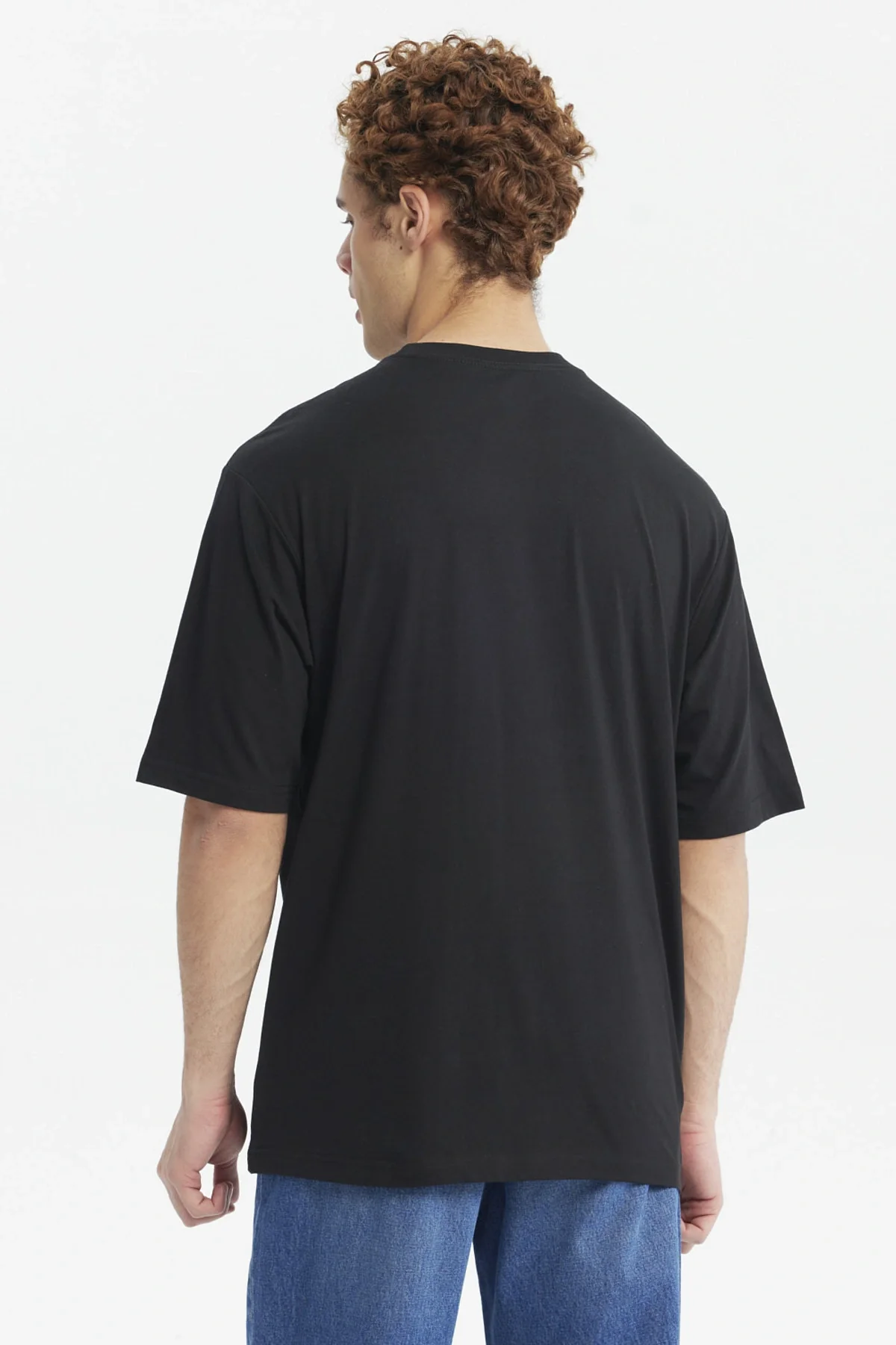 Polera Hombre Oversize Retro Print Negro - Image 3