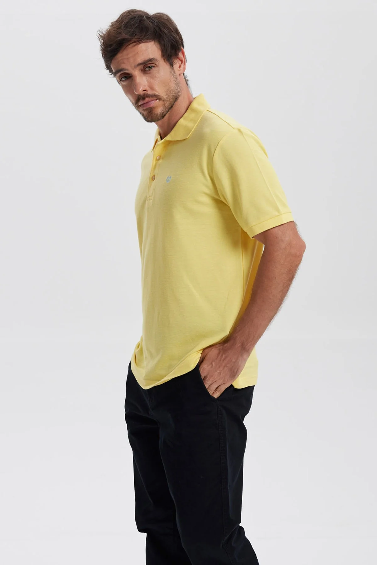 Polera Hombre Pique Básica Lisa Amarillo - Image 2