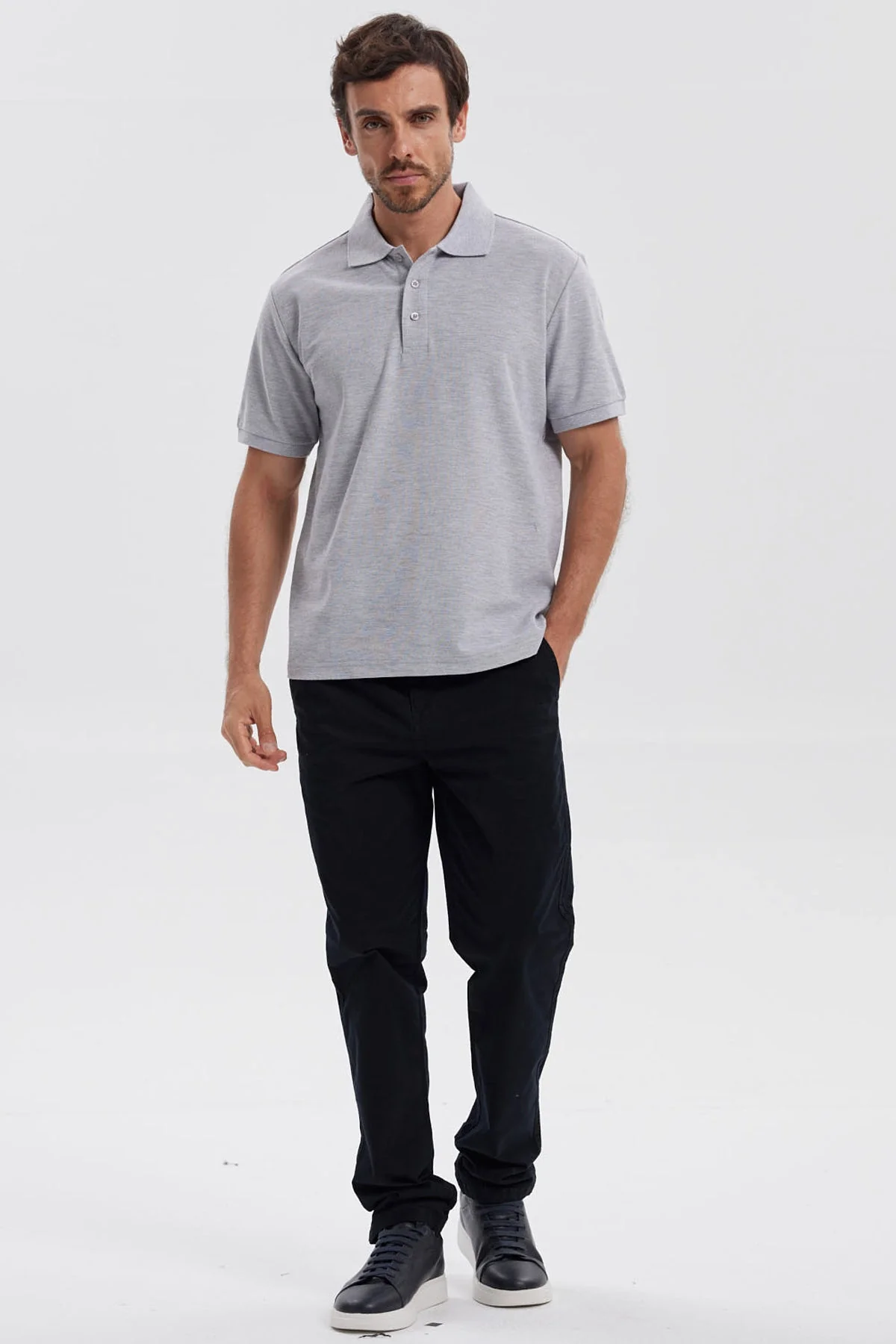 Polera Hombre Pique Básica Lisa Gris Melange - Image 4