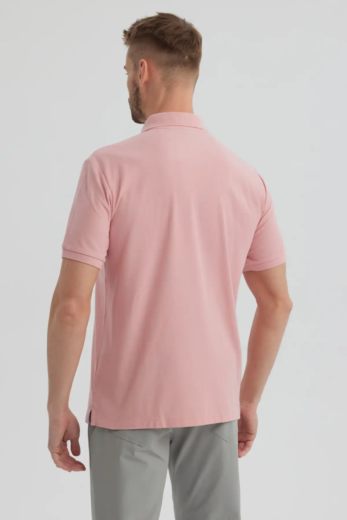 Polera Hombre Pique Básica Lisa Palo Rosa - Image 3