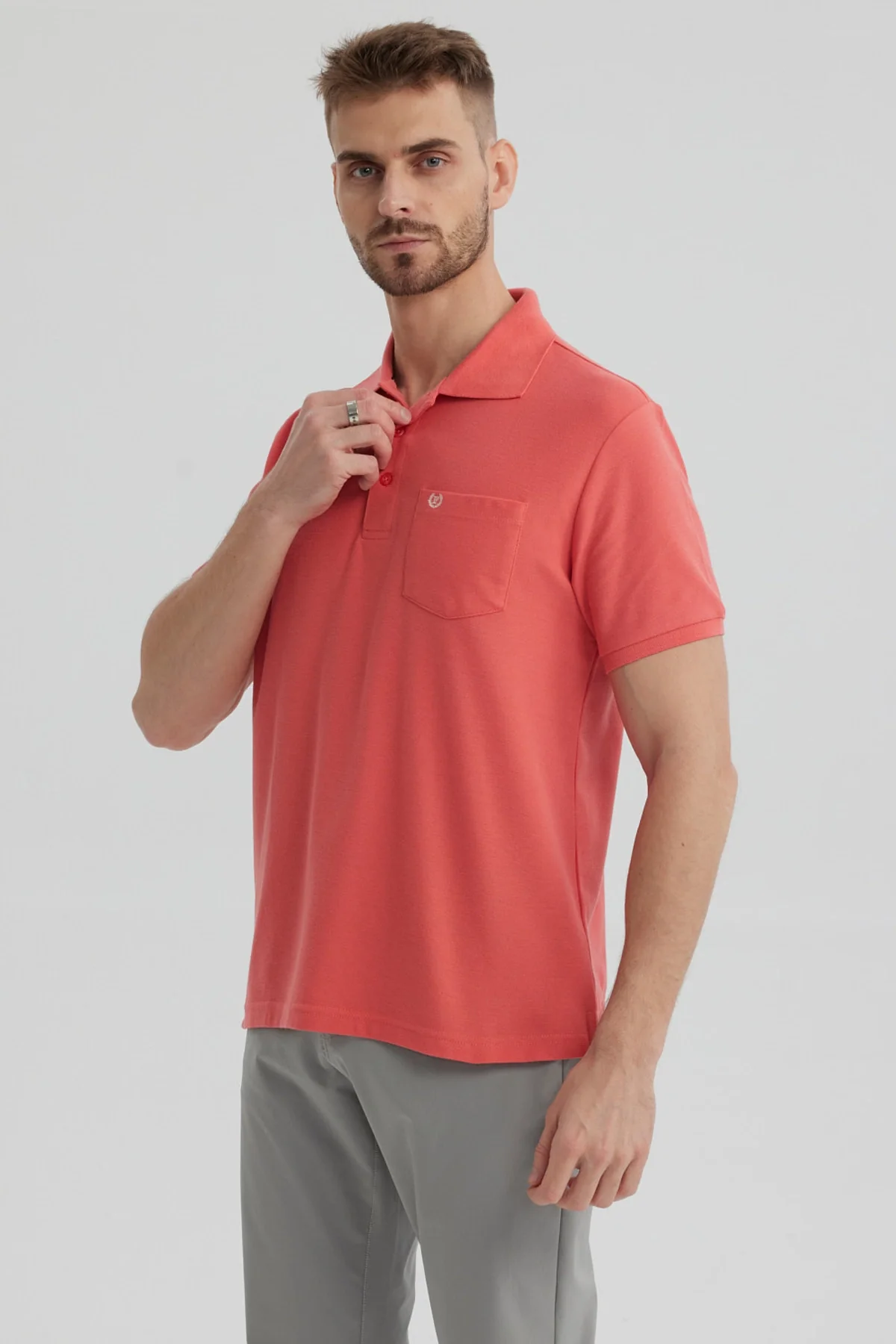 Polera Hombre Pique Básica Lisa Sandía - Image 2