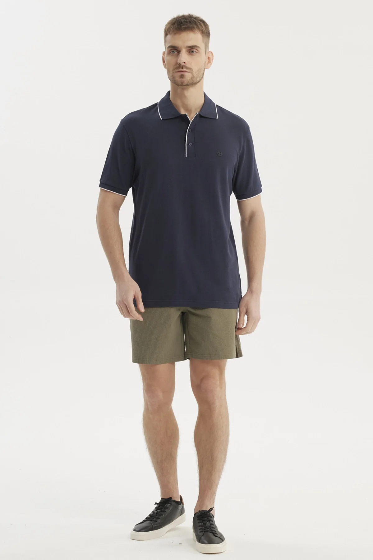 Polera Hombre Pique Detalle En Cuello Azul Marino - Image 4