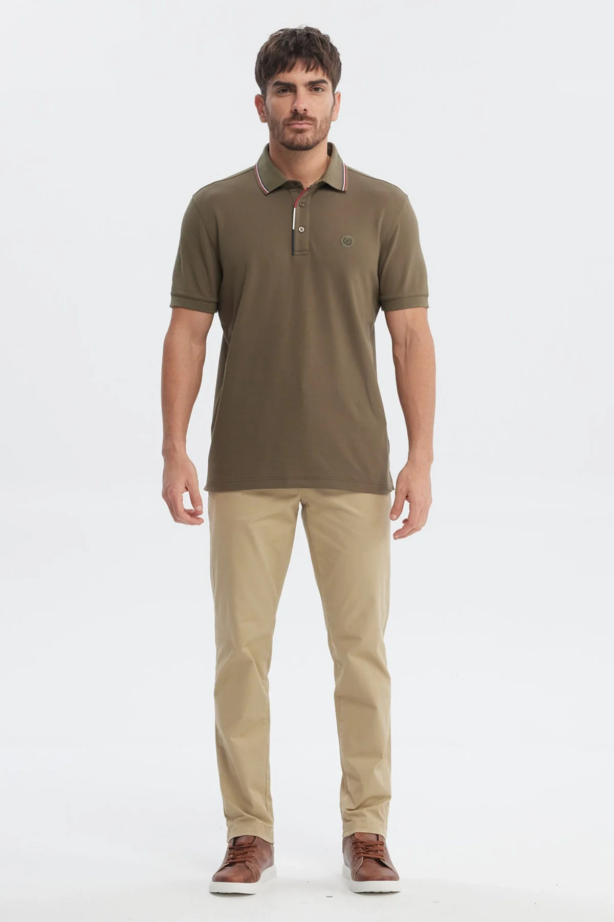 Polera Hombre Pique Dos Botónes Verde Oliva - Image 4