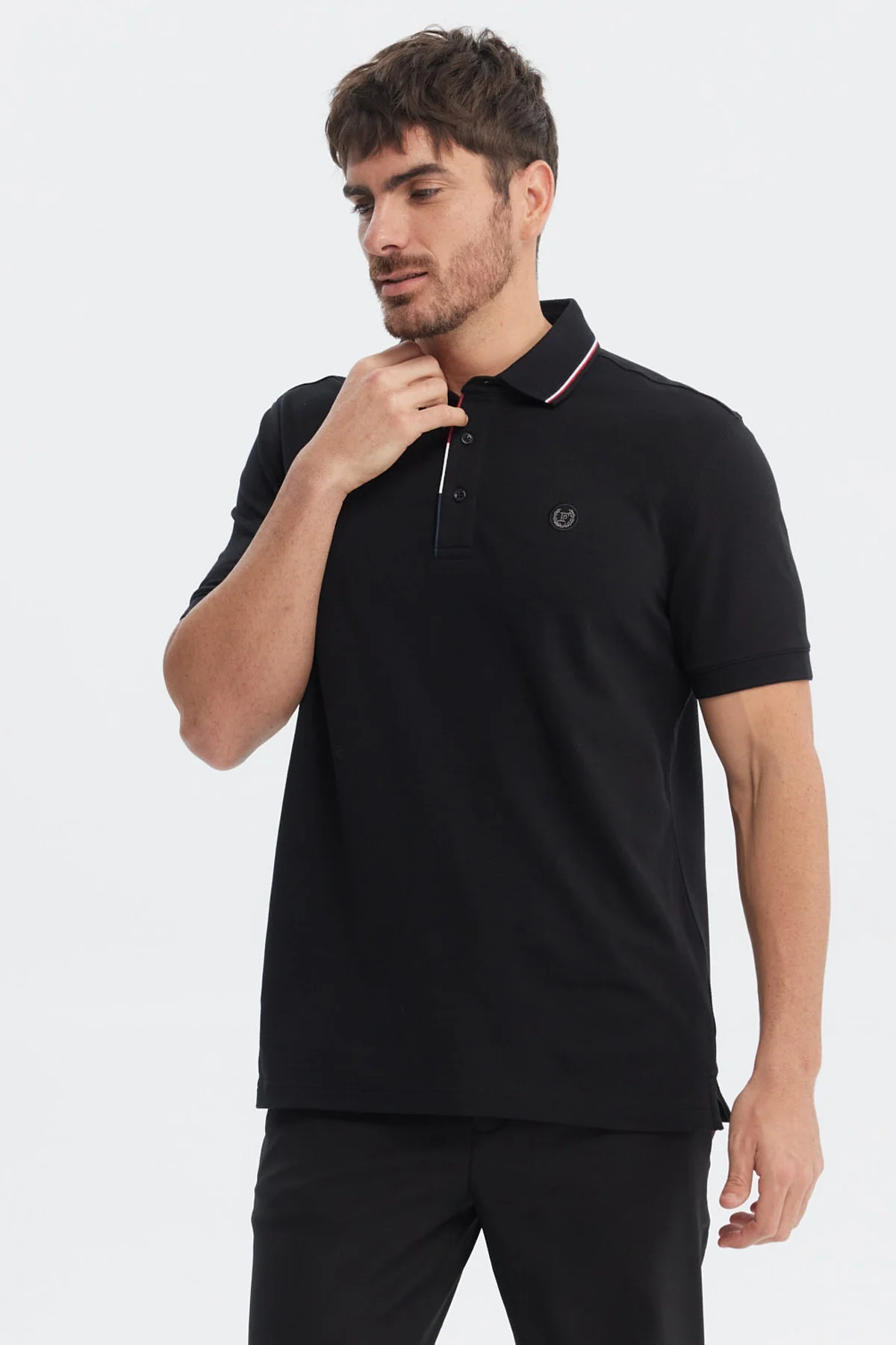 Polera Hombre Pique Dos Botónes Negro - Image 2