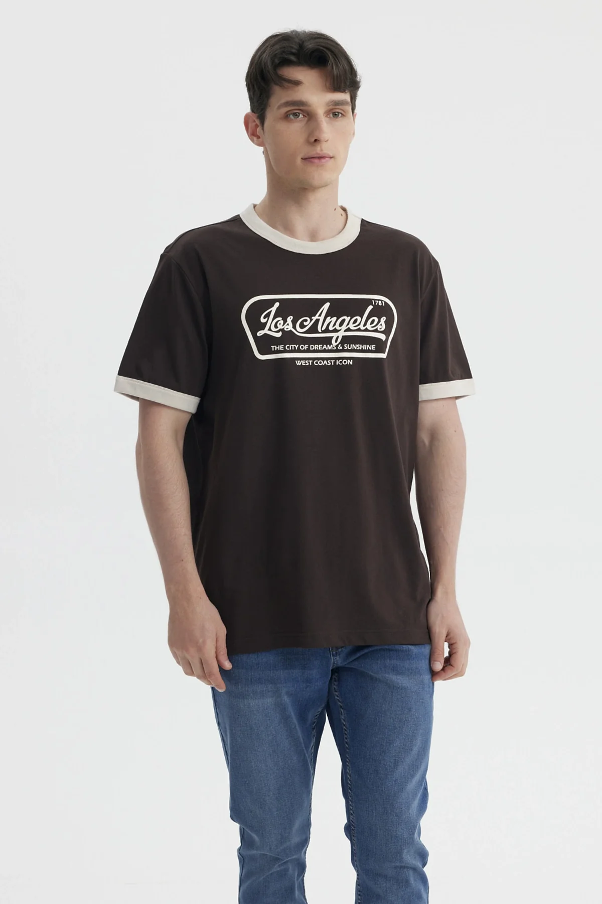 Polera Hombre Print Chocolate