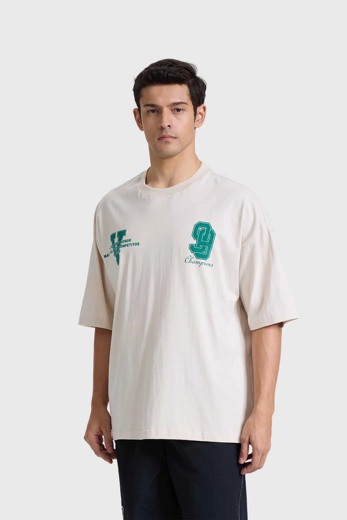 Polera Hombre Print Oversize Beige - Image 2