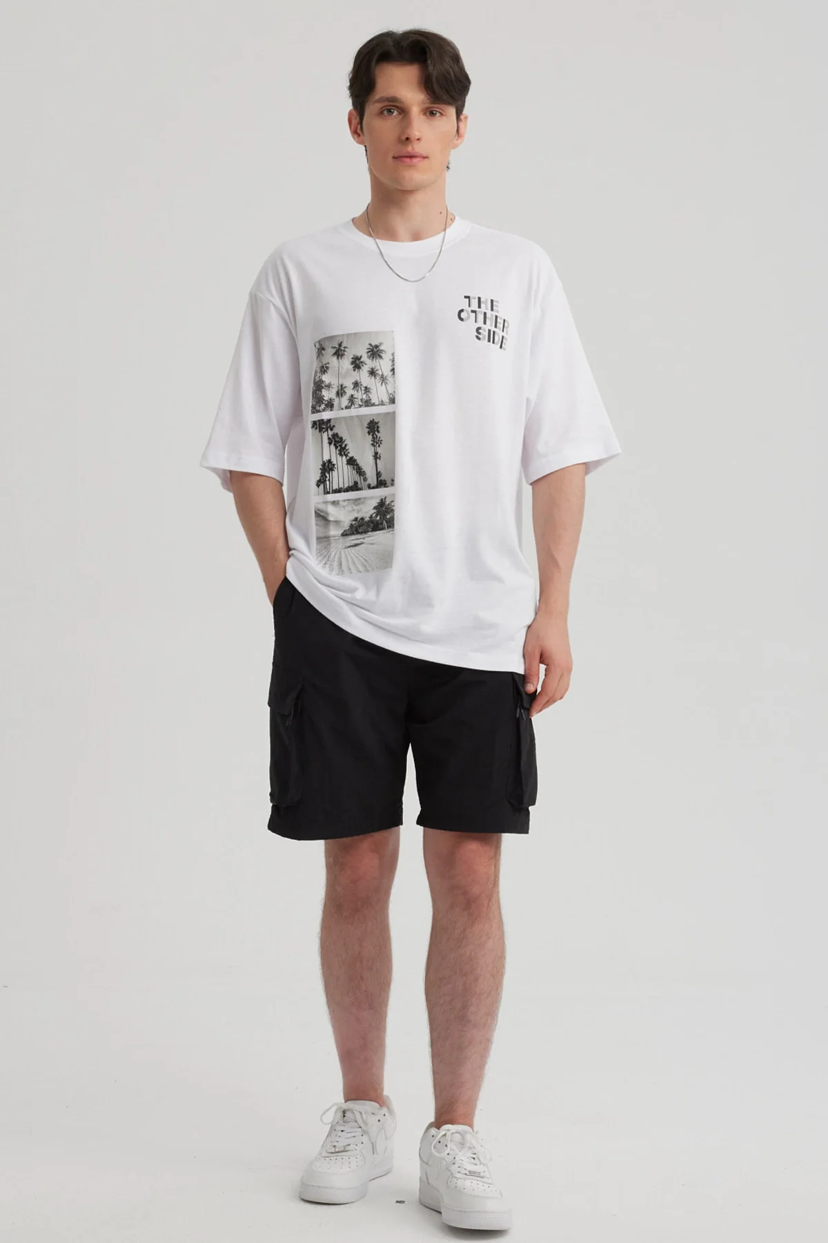 Polera Hombre Print Oversize Blanco - Image 4