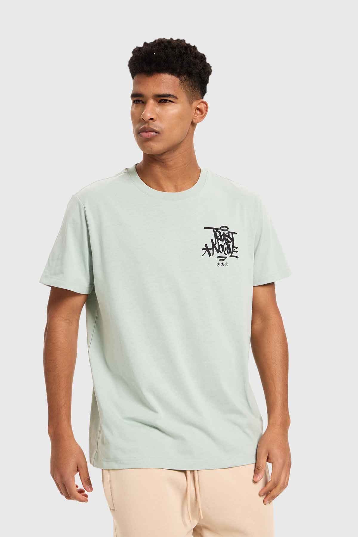 Polera Hombre Print Verde - Image 2