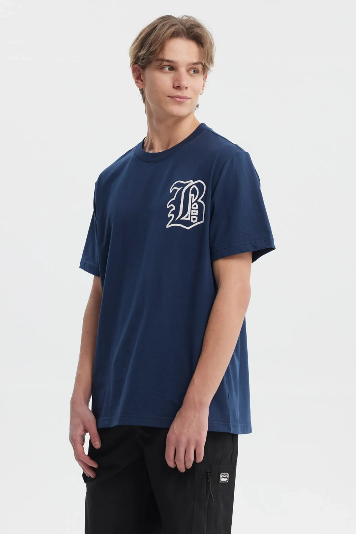Polera Hombre Regular Fit Letra Azul - Image 2