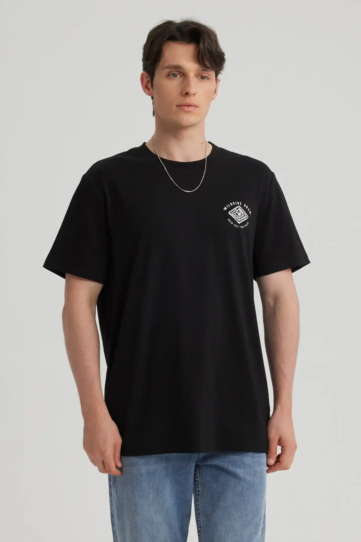 Polera Hombre Regular Fit Negro
