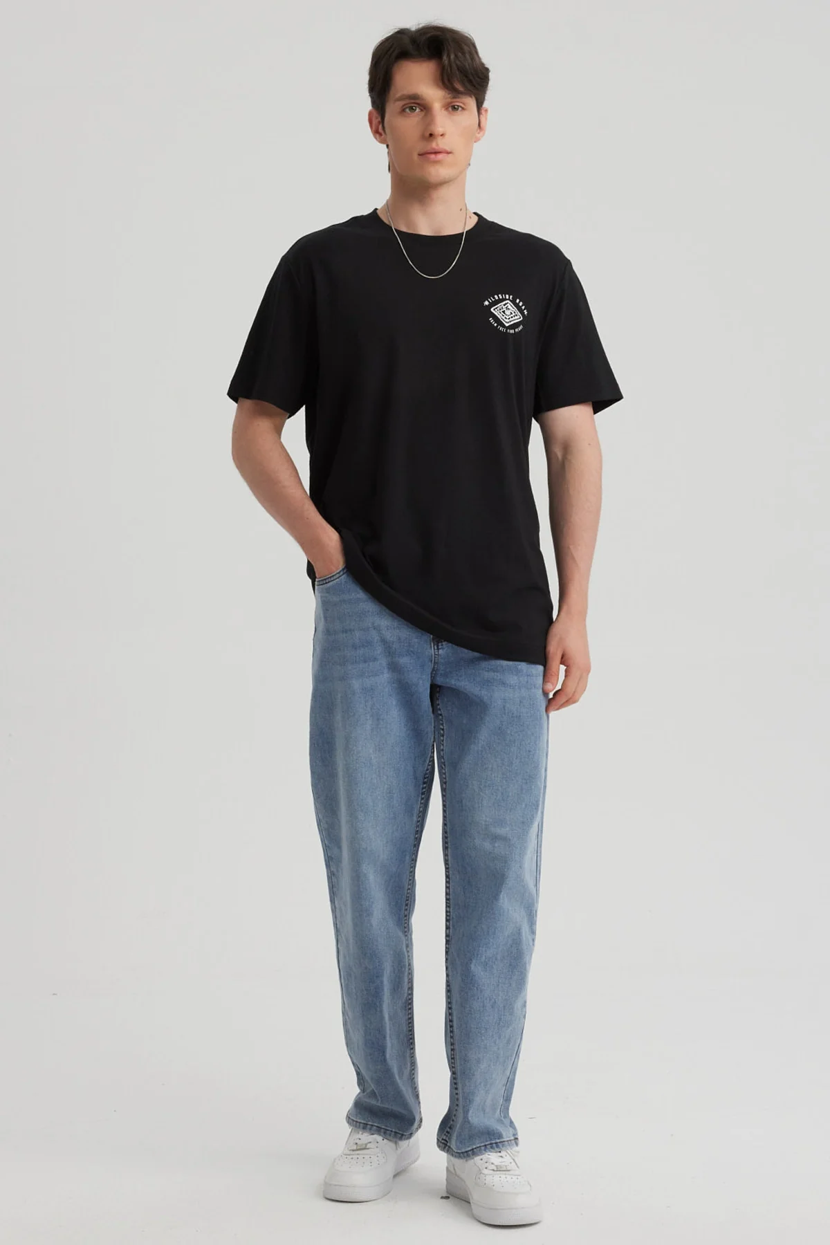 Polera Hombre Regular Fit Negro - Image 4