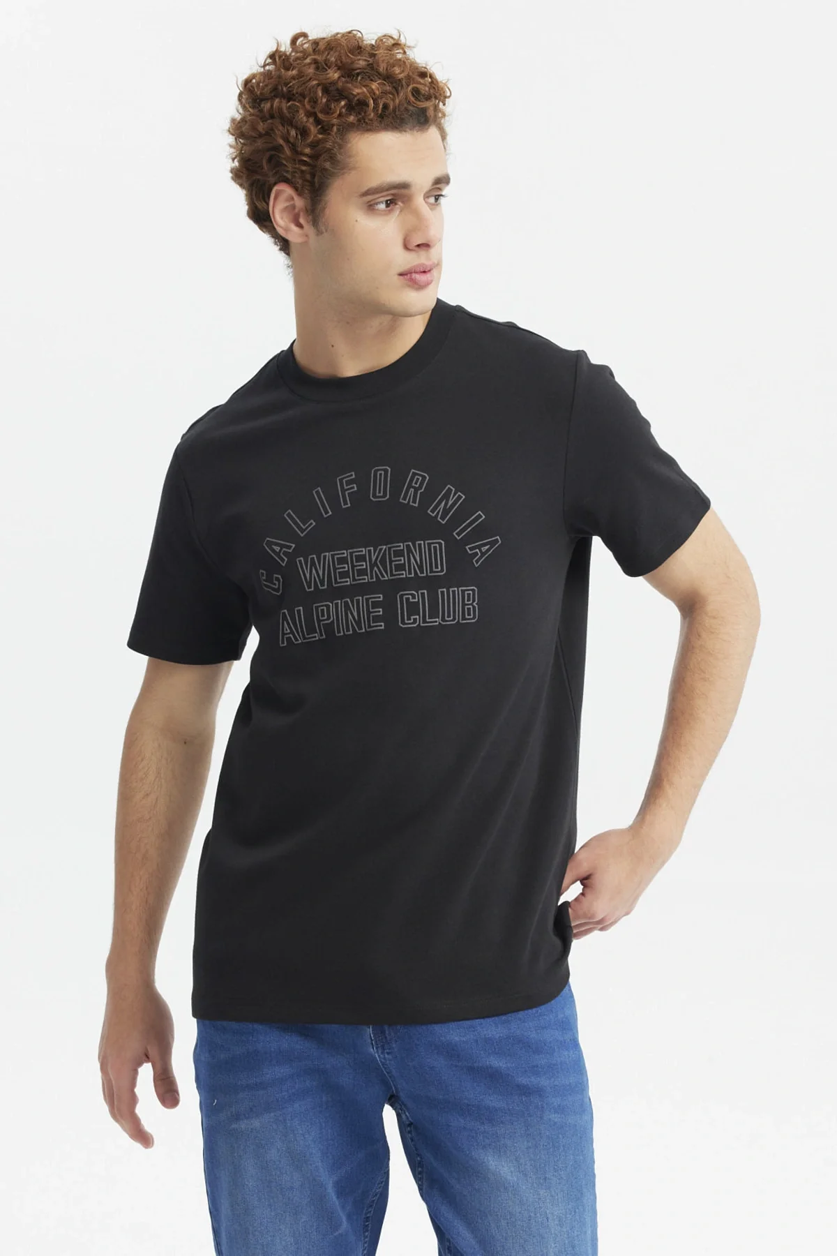 Polera Hombre Regular Print A Tono Negro