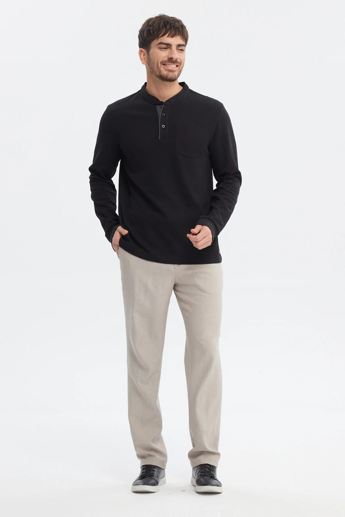Polera Hombre Slim Negro - Image 4