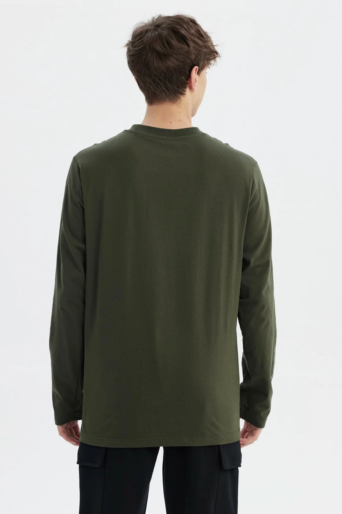 Polera Hombre Slim Verde Militar - Image 3