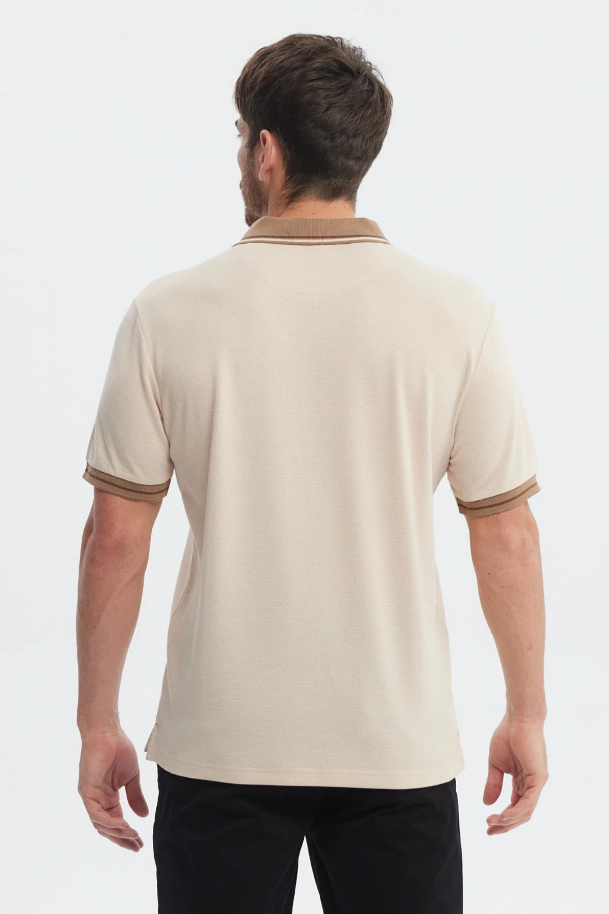 Polera Hombre Textura Cierre Polo Beige - Image 3
