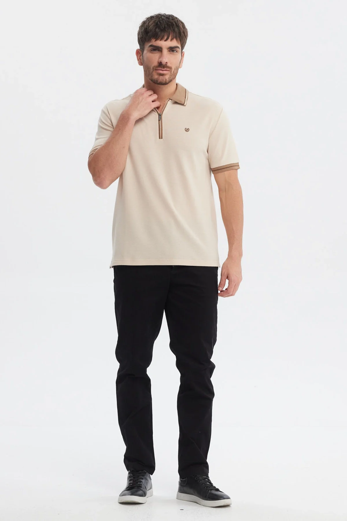 Polera Hombre Textura Cierre Polo Beige - Image 4