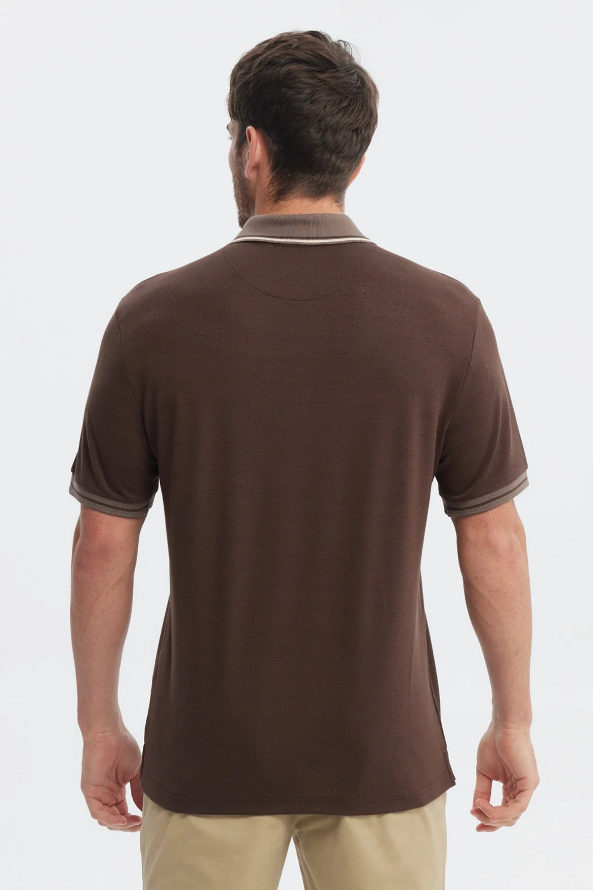 Polera Hombre Textura Cierre Polo Chocolate - Image 3