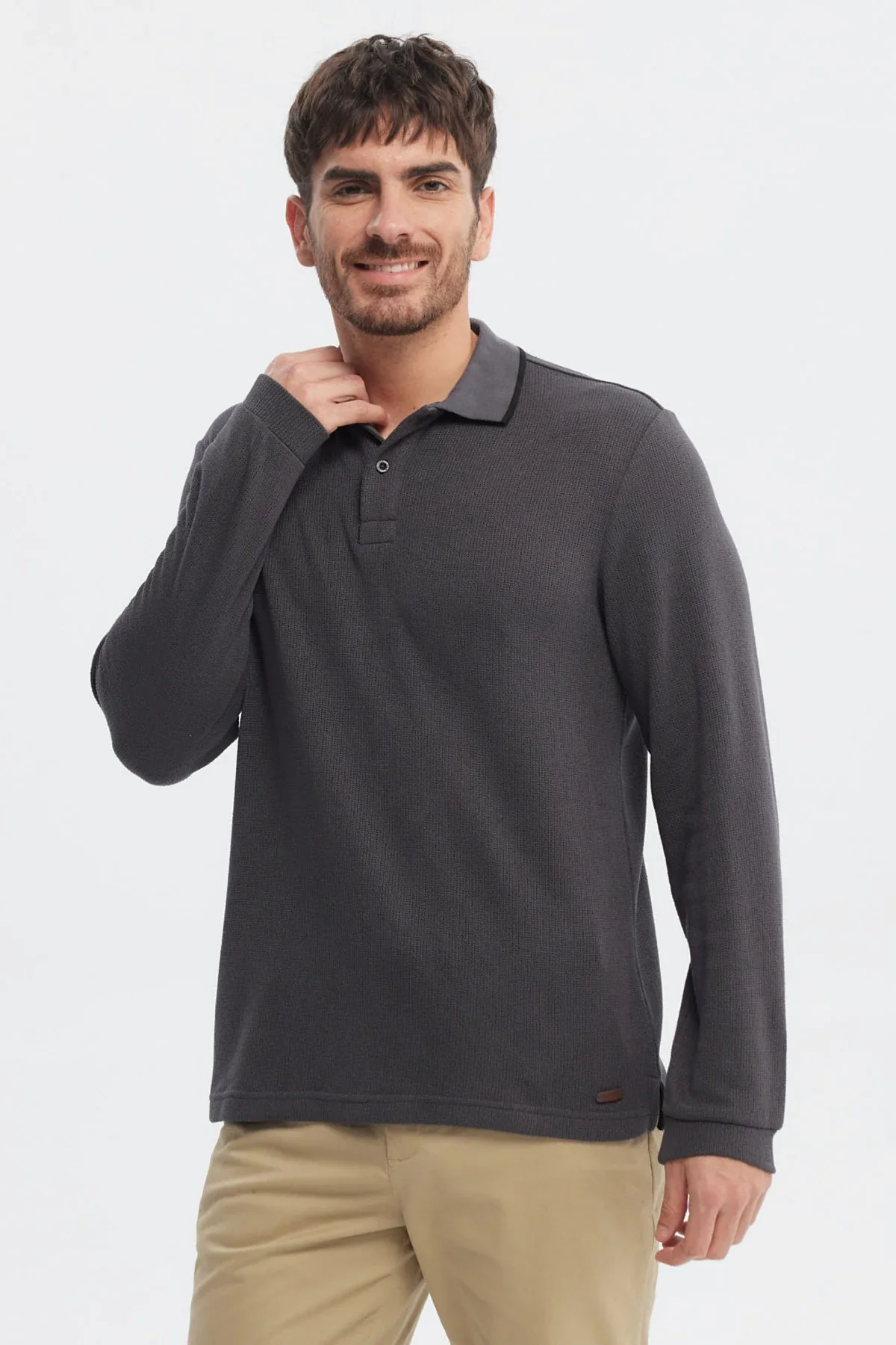 Polera Hombre Textura Con Botón Marengo