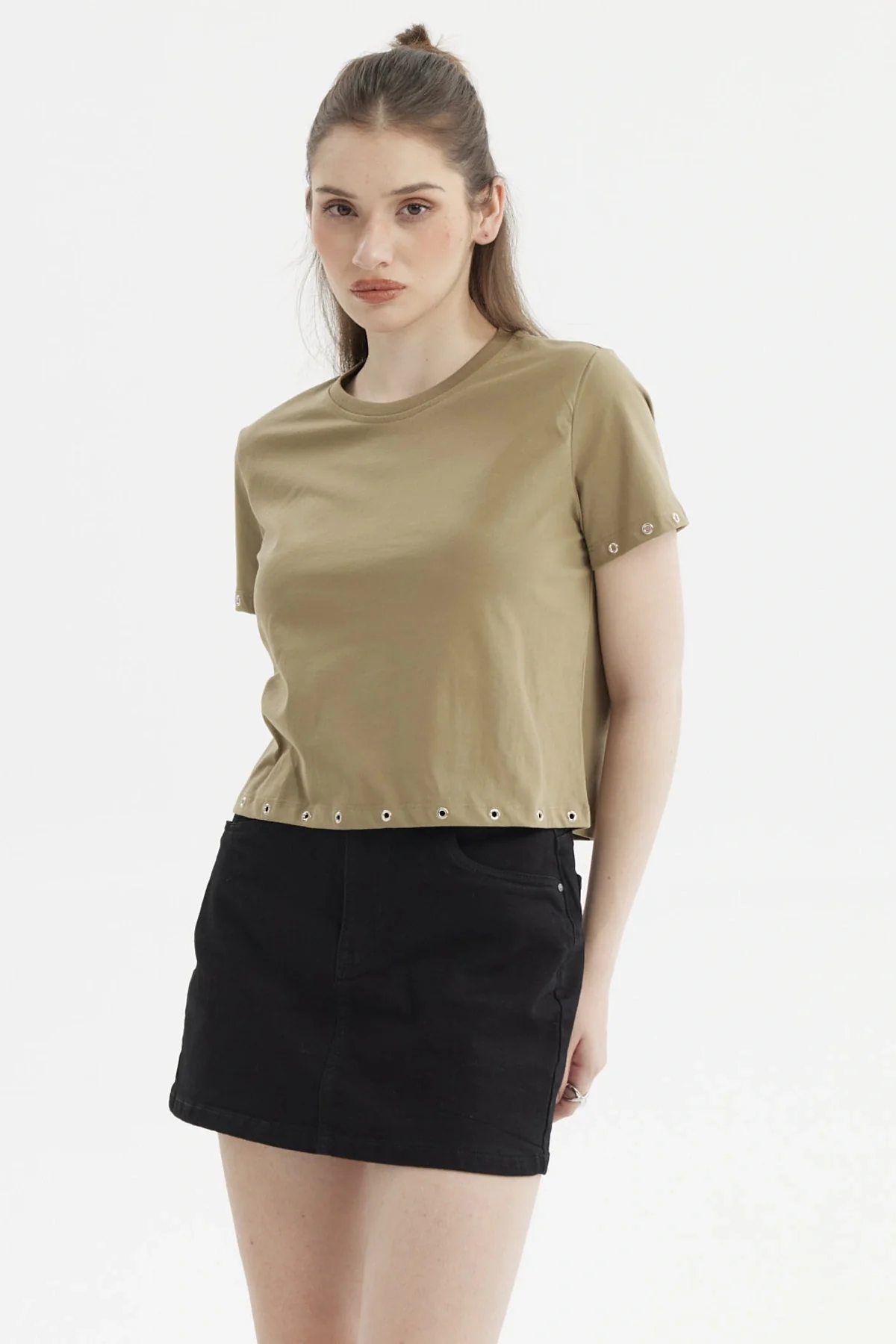 Polera Mujer Accesorio Metálico Verde Musgo - Image 2
