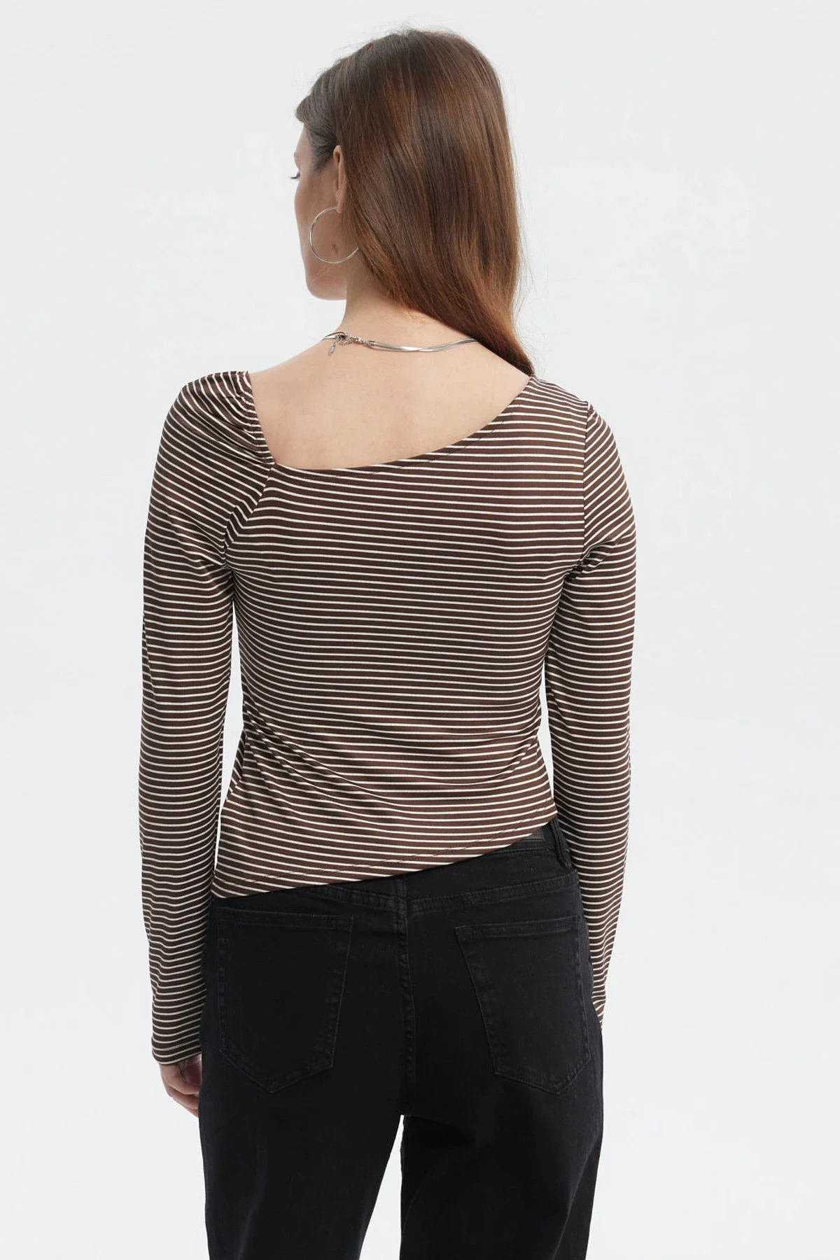 Polera Mujer Asimétrica Rayas Café Oscuro - Image 3
