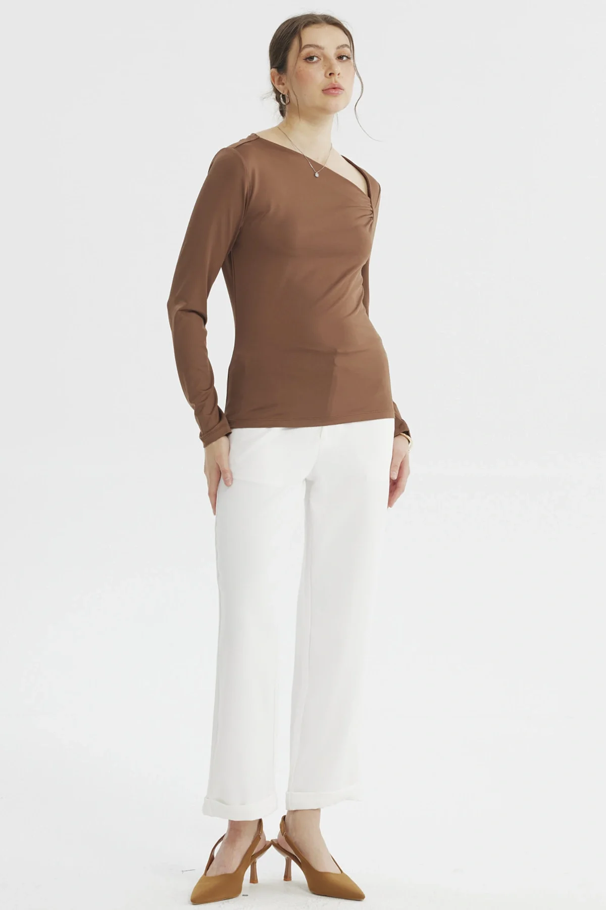 Polera Mujer Asimétrico Café - Image 4