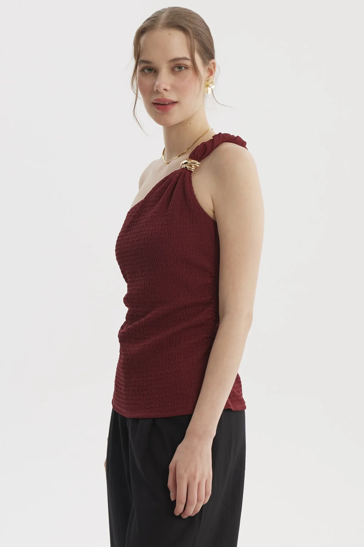 Polera Mujer Asimétrico Pabilo Trenzado Vino - Image 2