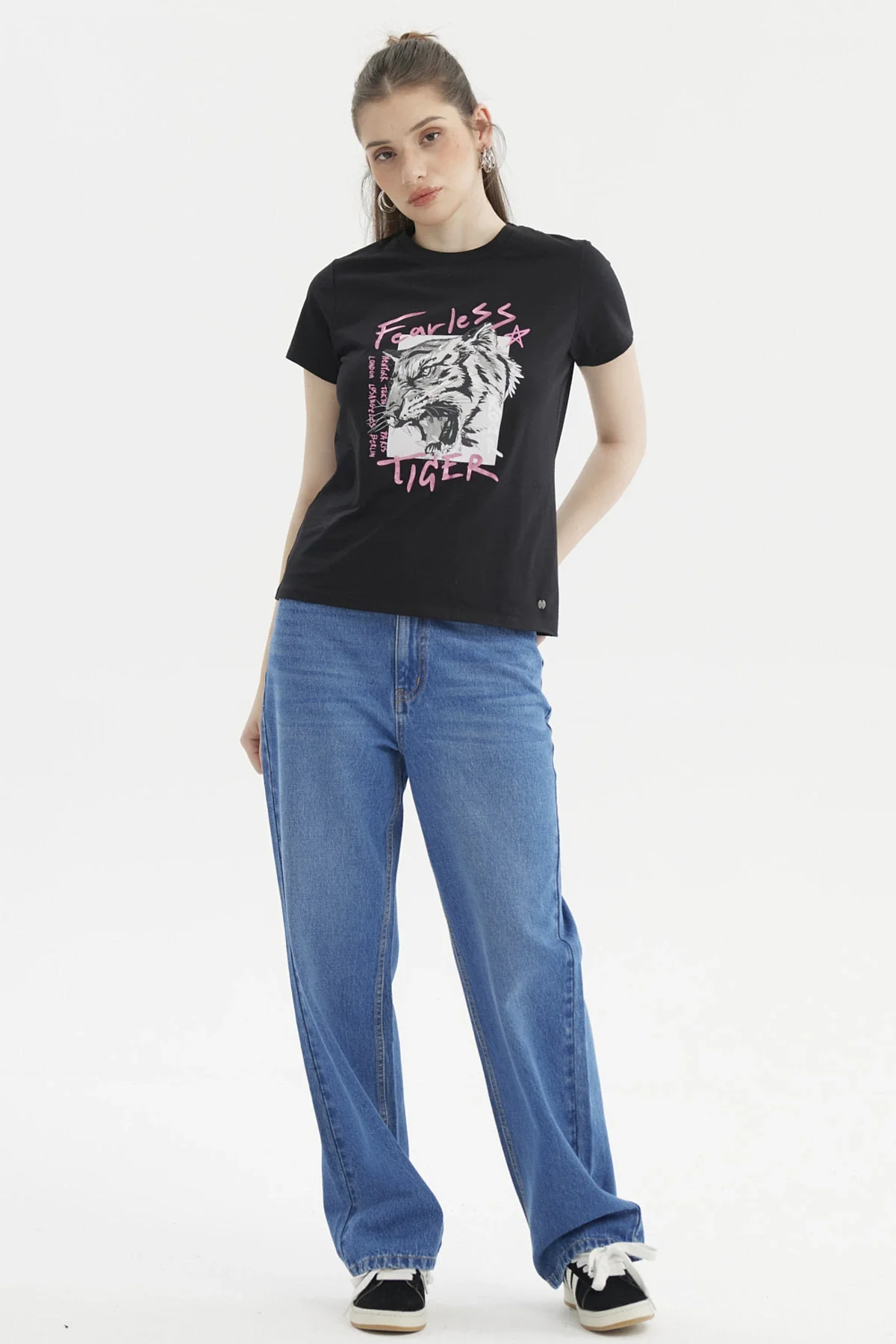 Polera Mujer Básica Negro / Fucsia - Image 4