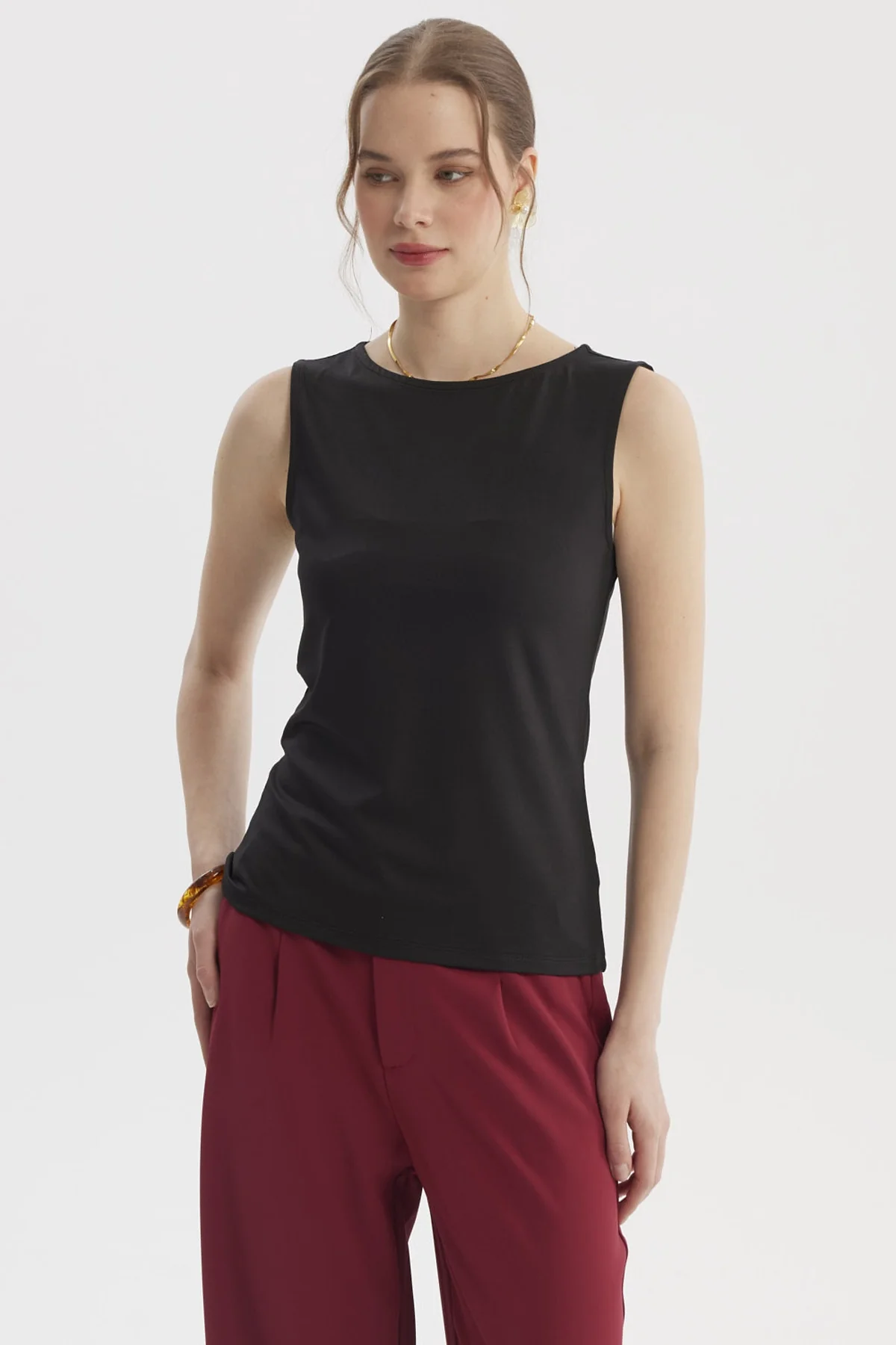 Polera Mujer Bote Lisa Negro